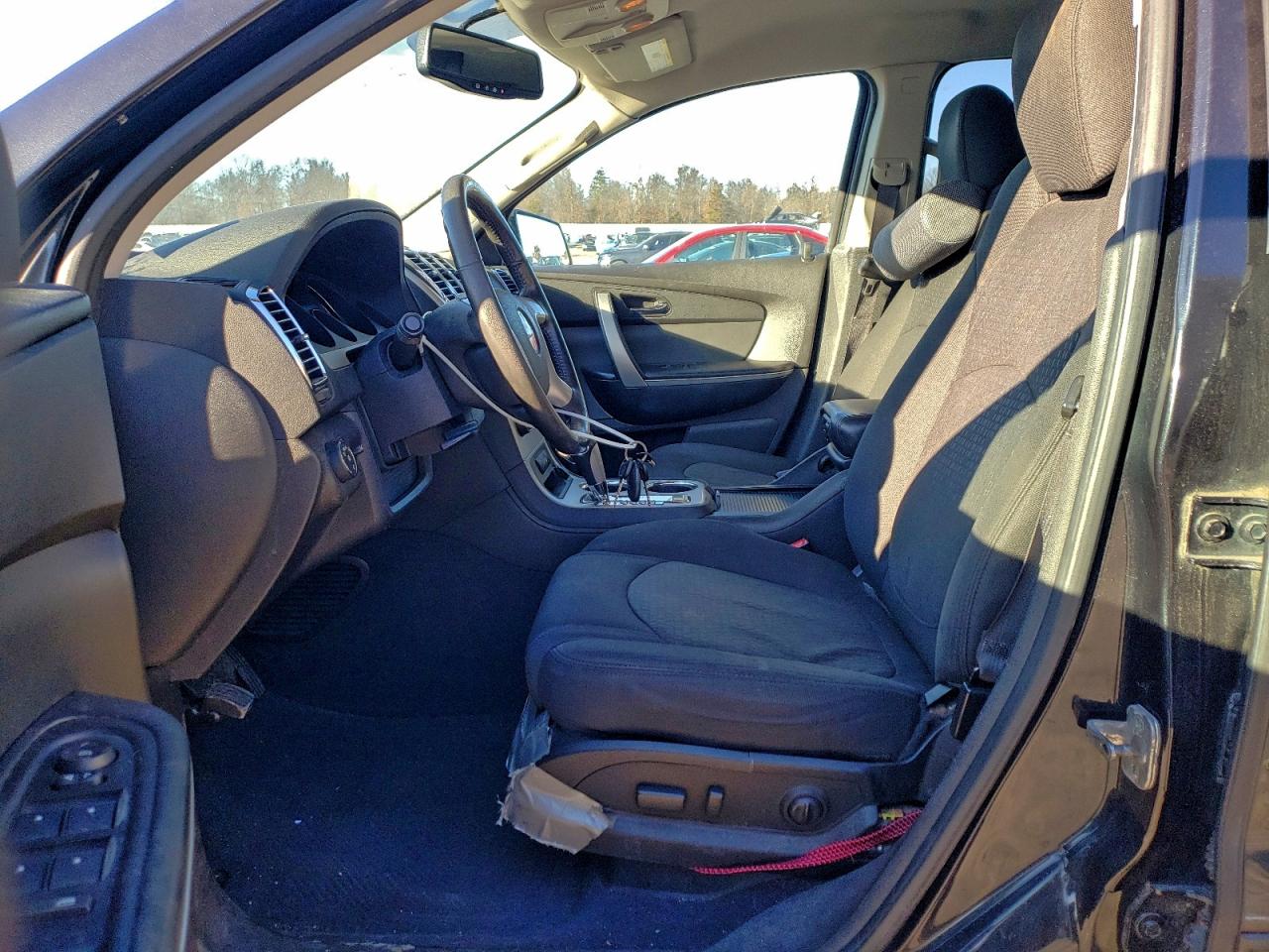 2011 GMC ACADIA SLE photo 19