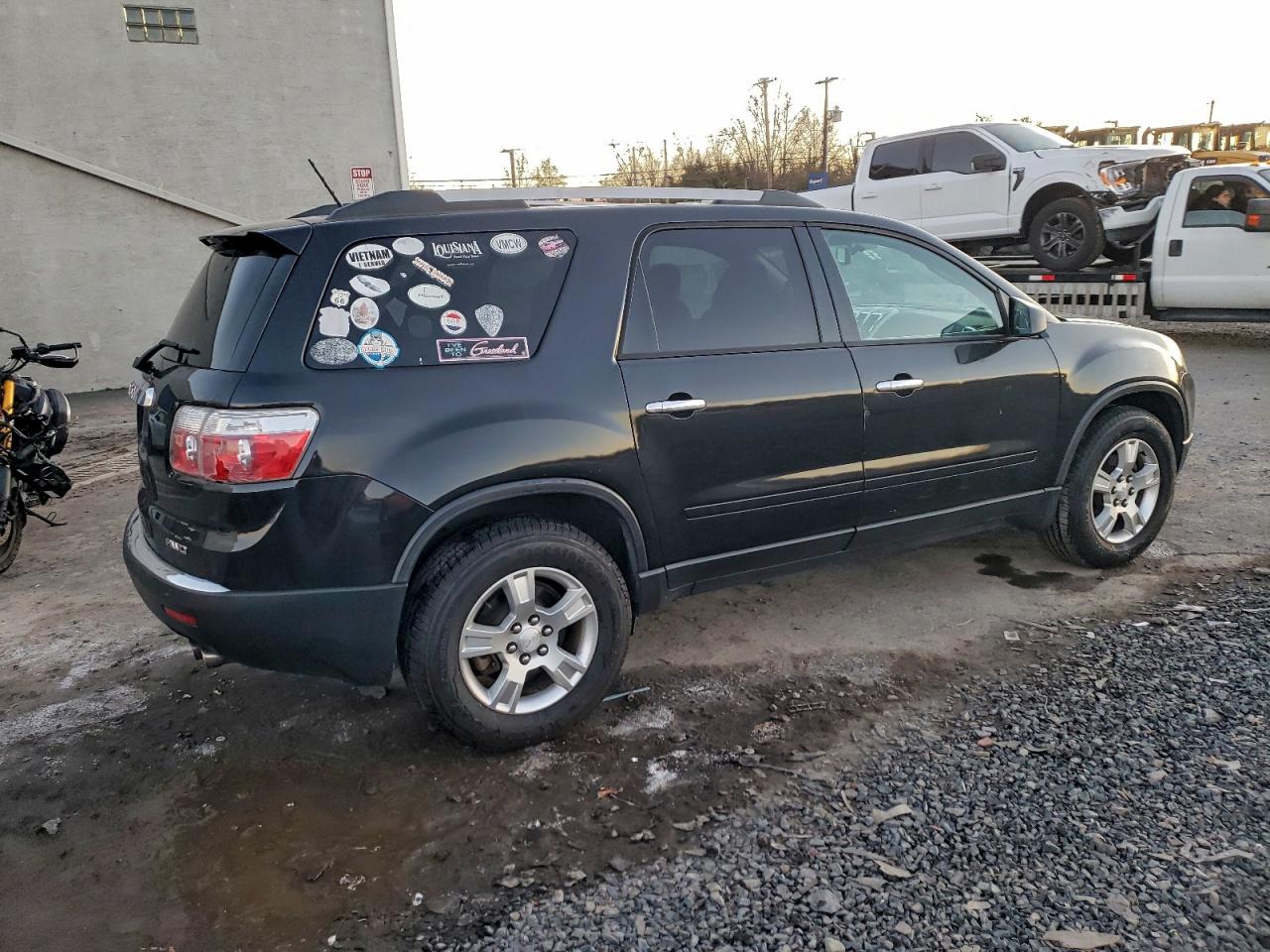 2011 GMC ACADIA SLE photo 7