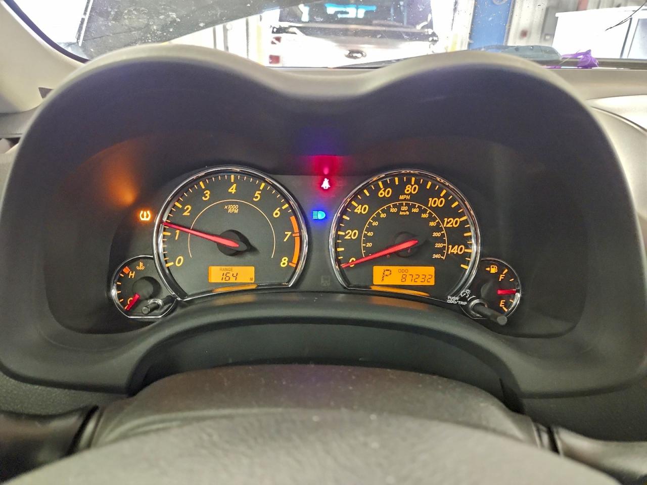 2011 TOYOTA COROLLA BASE photo 17