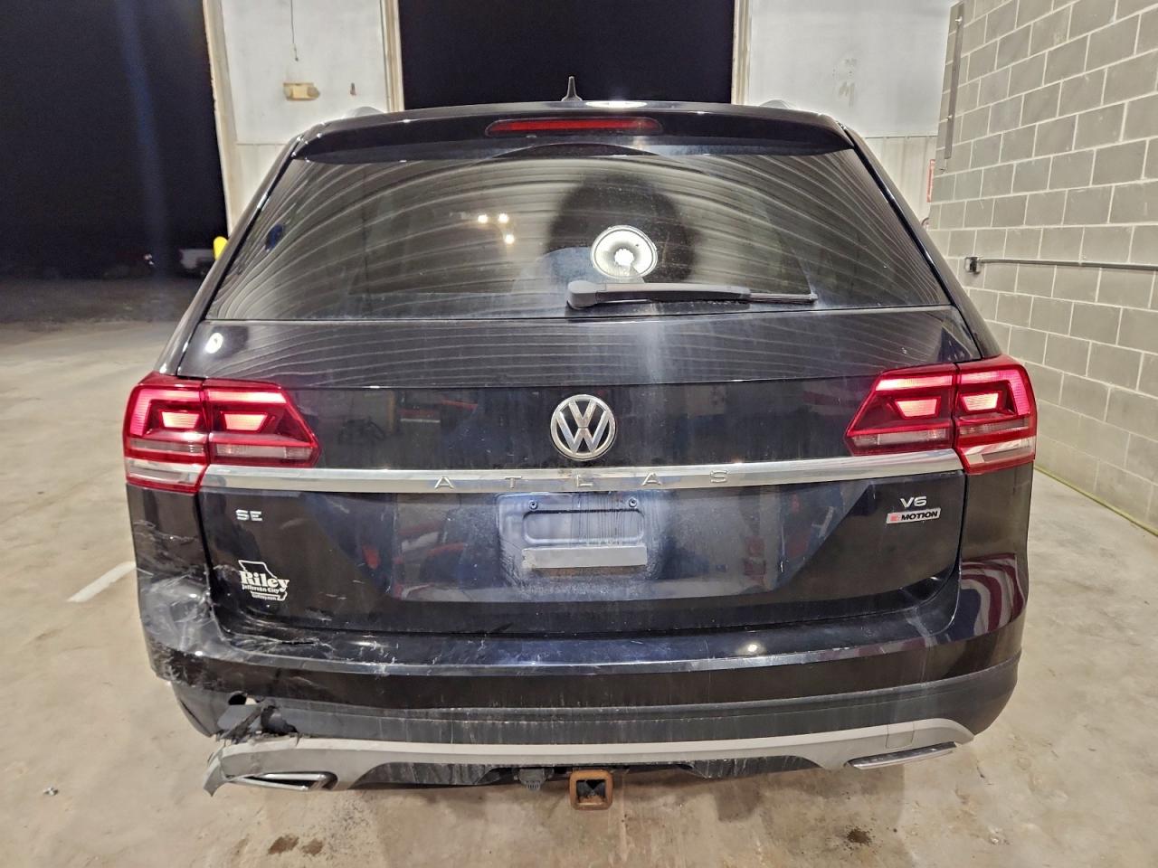 2018 VOLKSWAGEN ATLAS SE photo 11