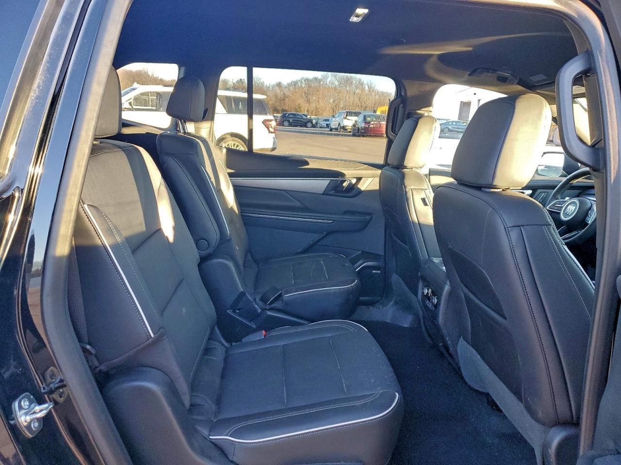 2025 BUICK ENCLAVE PREFERRED photo 11
