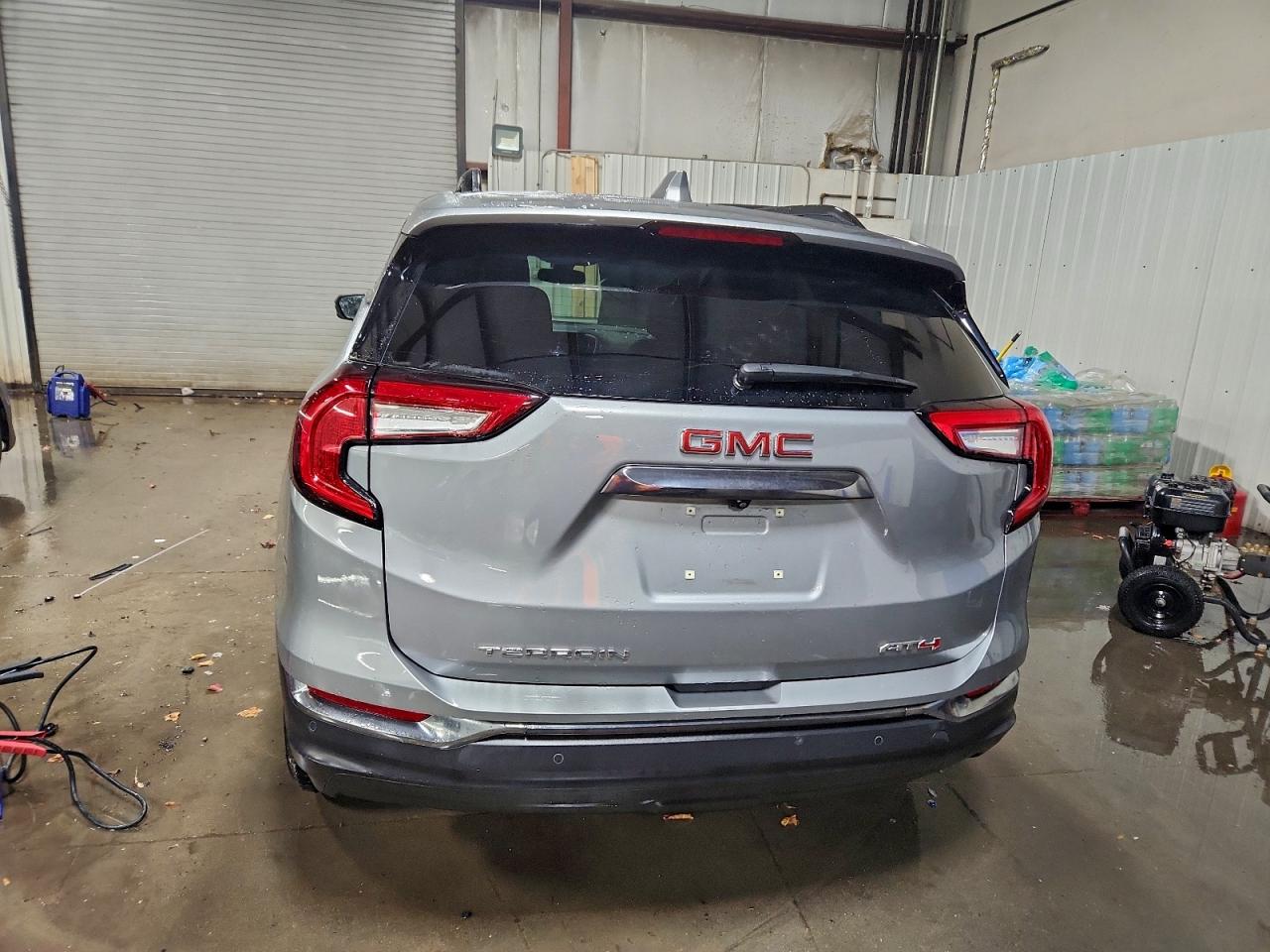 2024 GMC TERRAIN AT4 photo 6