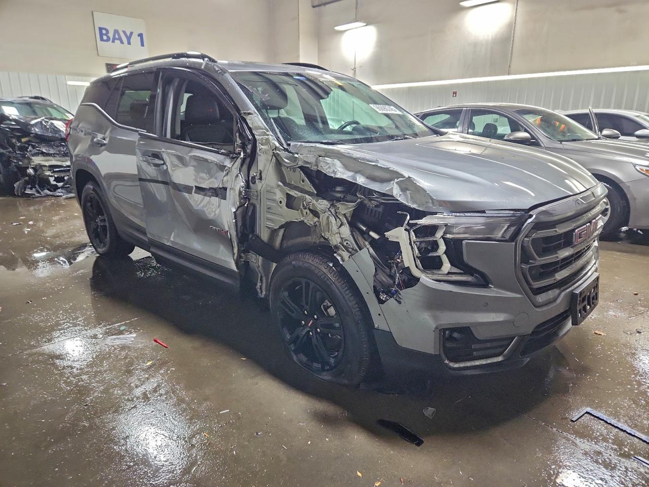 2024 GMC TERRAIN AT4 photo 4