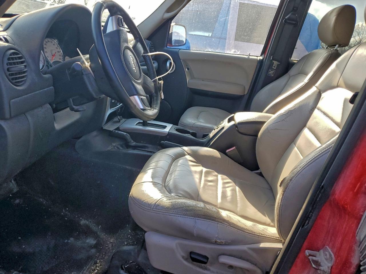 2004 JEEP LIBERTY LIMITED photo 7