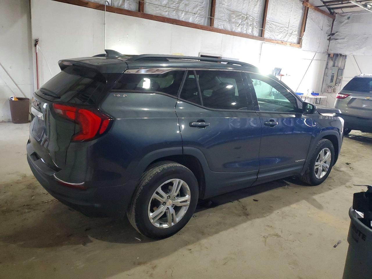 2019 GMC TERRAIN SLE photo 5