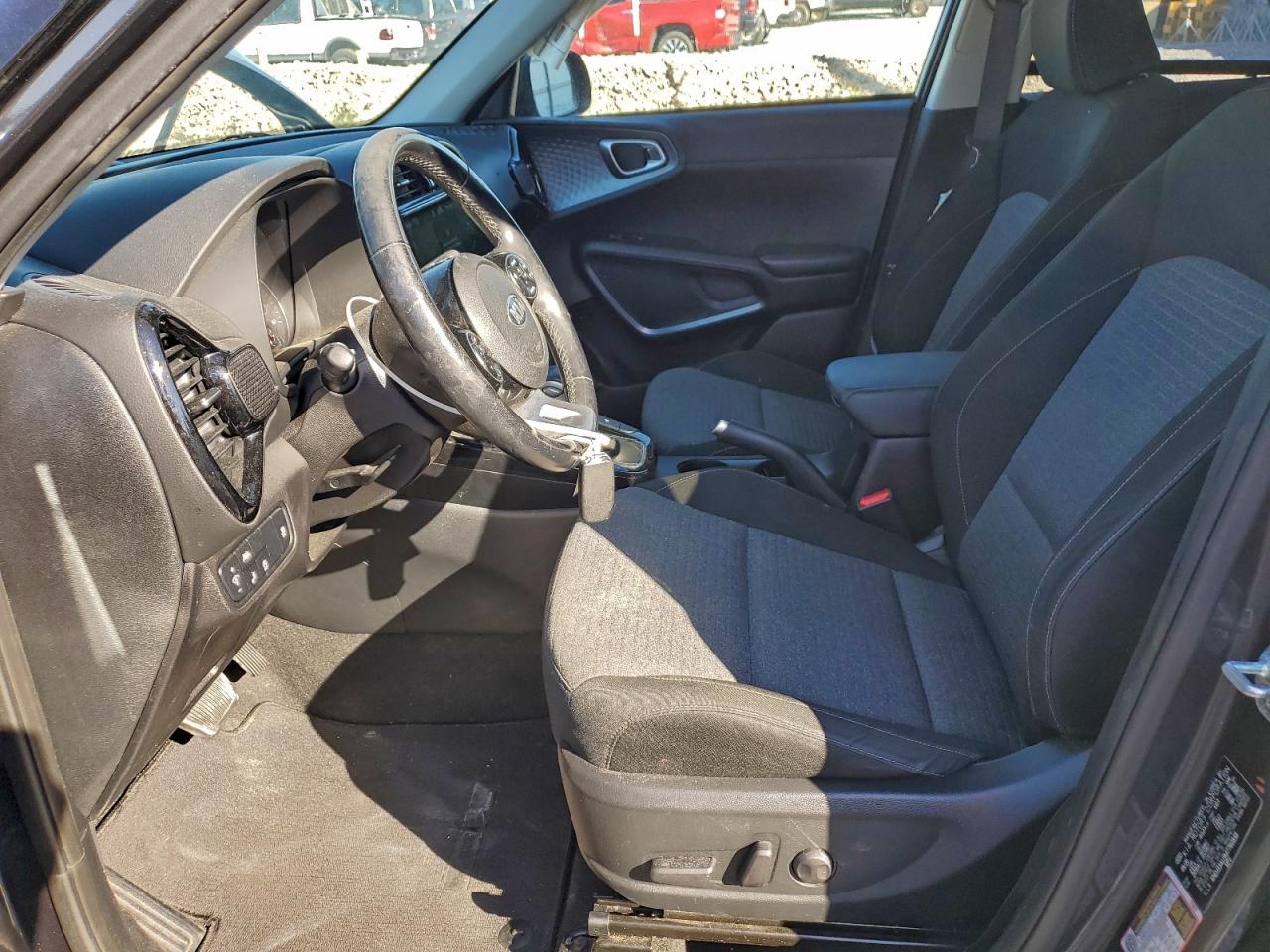 2021 KIA SOUL EX photo 7