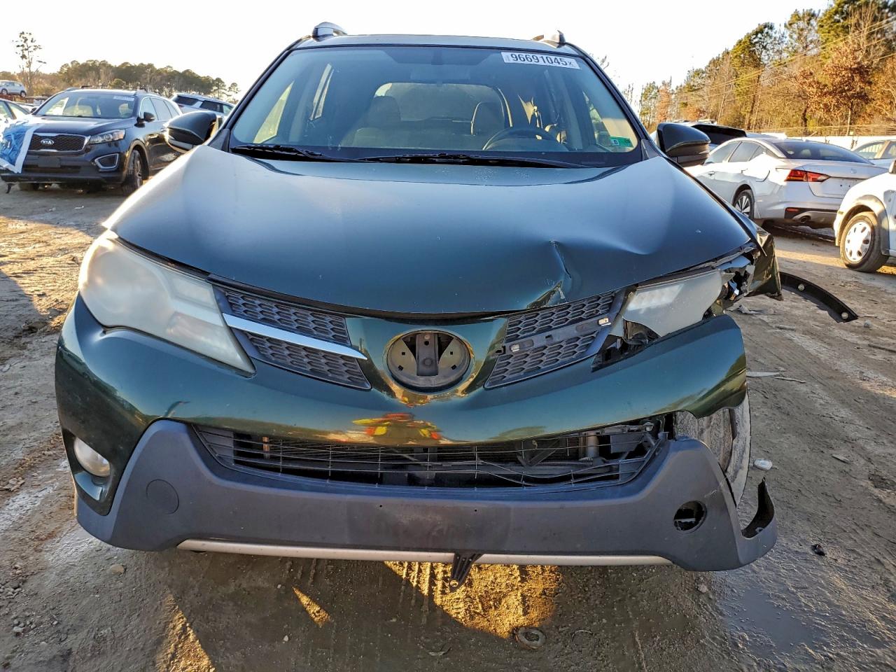2013 TOYOTA RAV4 XLE photo 5