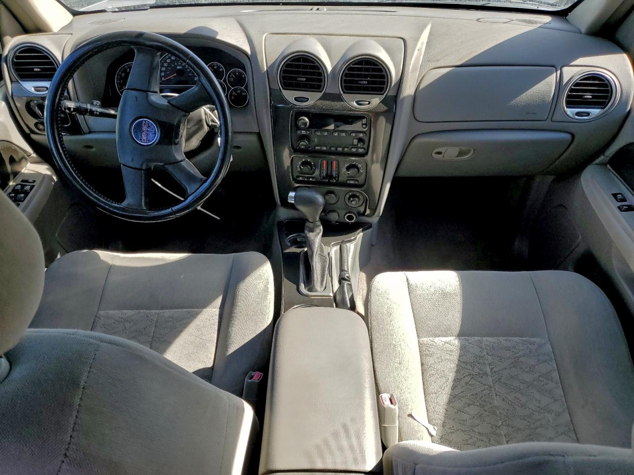 2005 GMC ENVOY photo 15