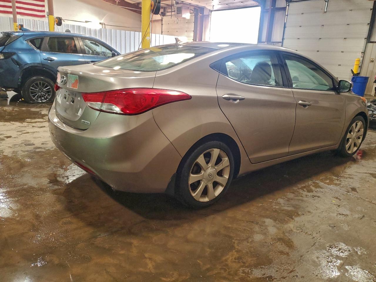2013 HYUNDAI ELANTRA GLS photo 5