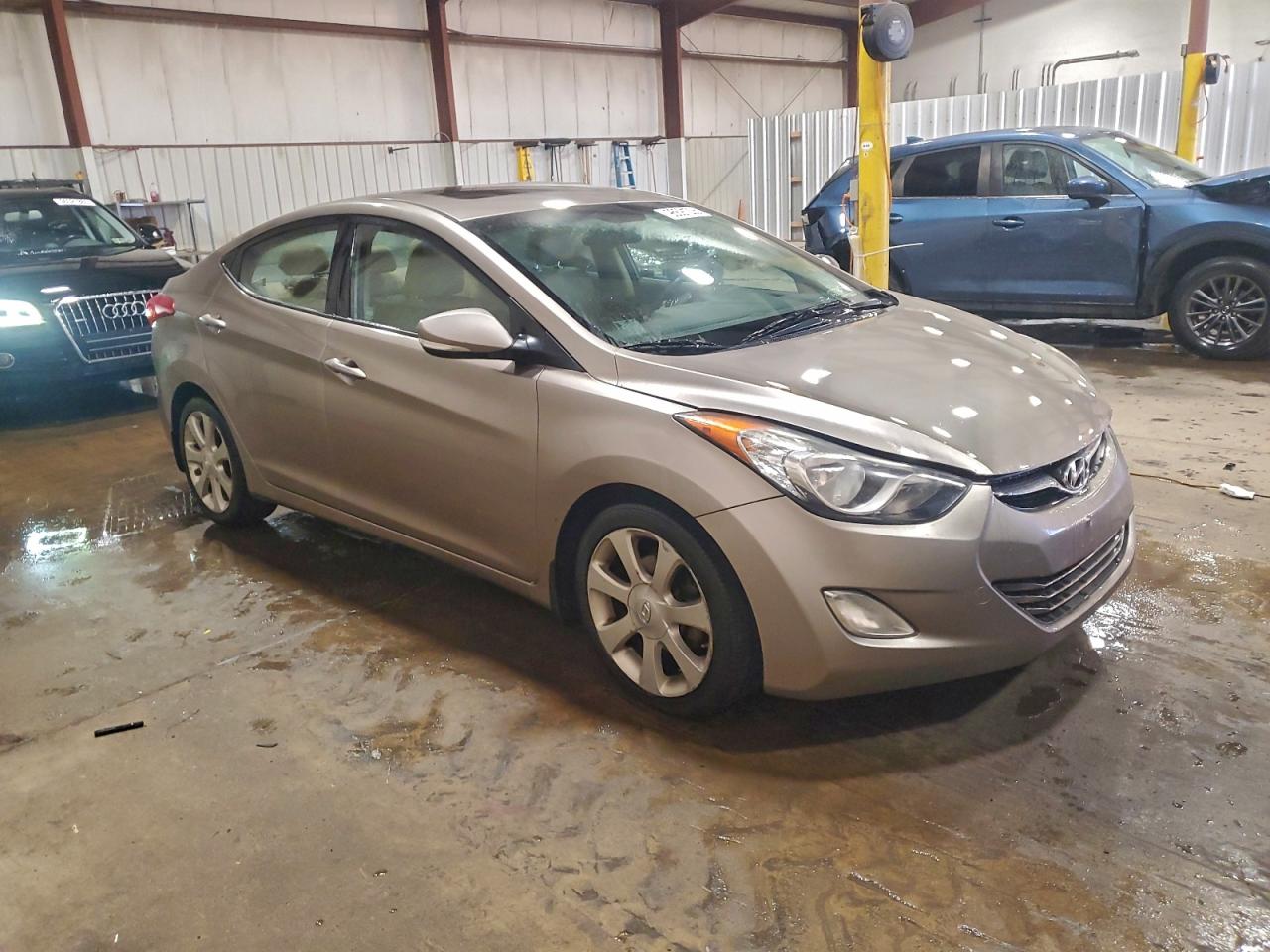 2013 HYUNDAI ELANTRA GLS photo 7