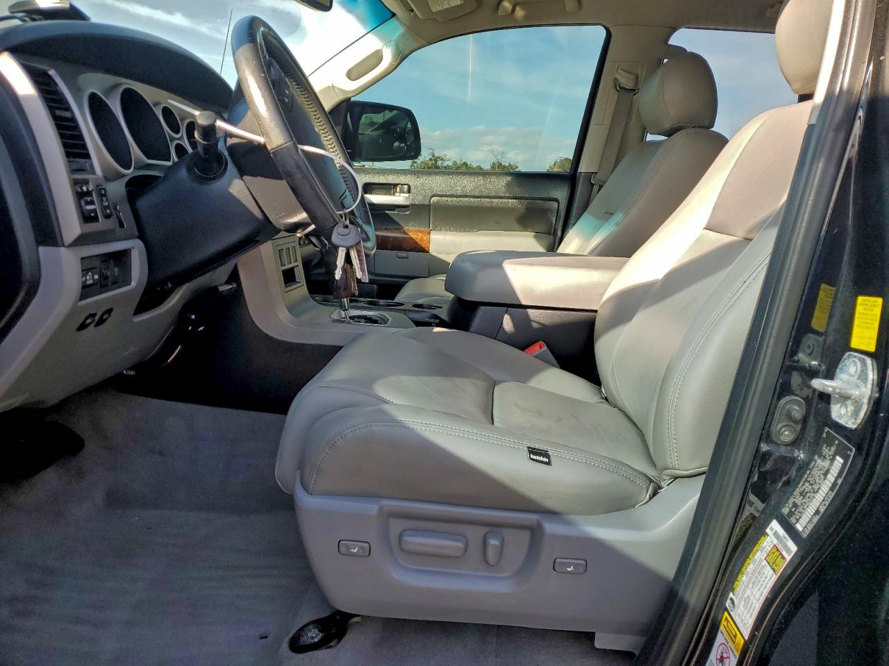 2010 TOYOTA TUNDRA DOUBLE CAB LIMITED photo 7