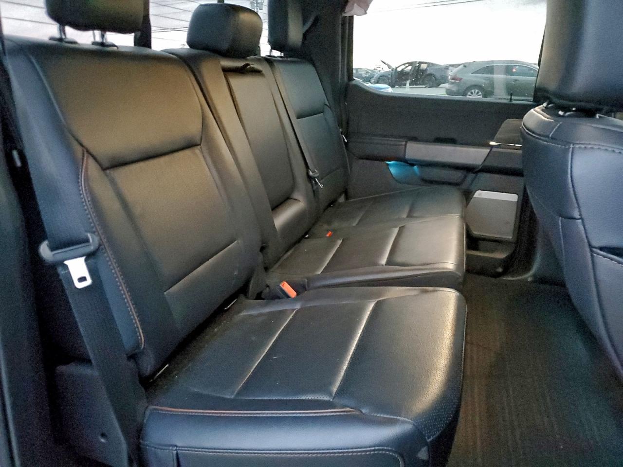 2024 FORD F150 LARIAT photo 10