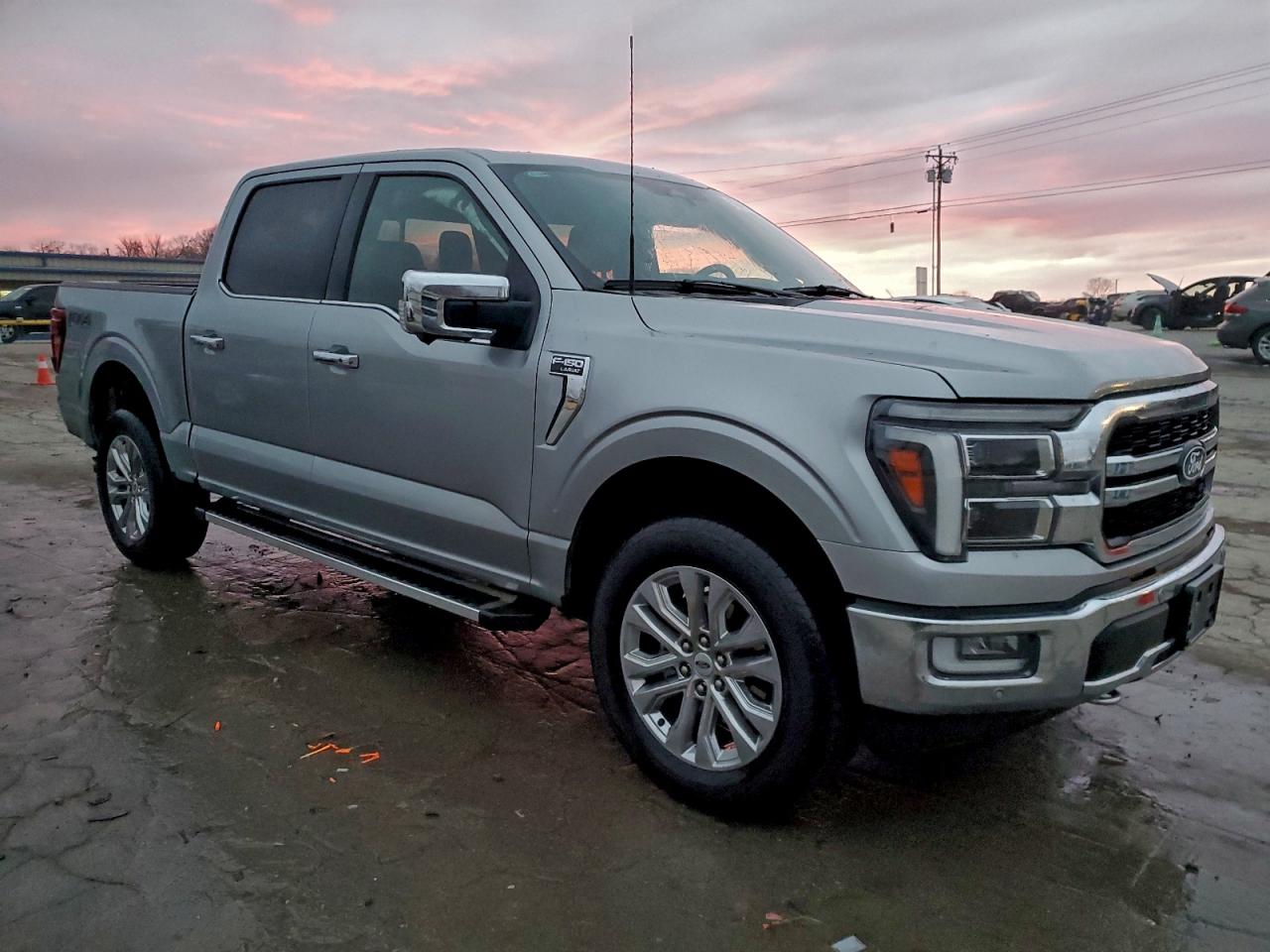 2024 FORD F150 LARIAT photo 4