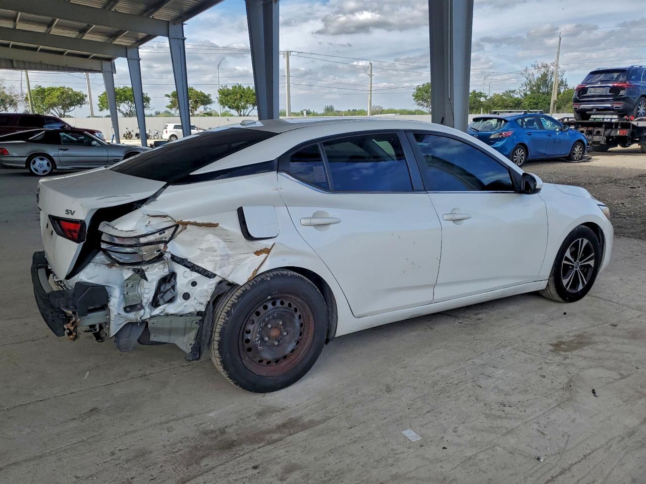 2022 NISSAN SENTRA SV photo 3