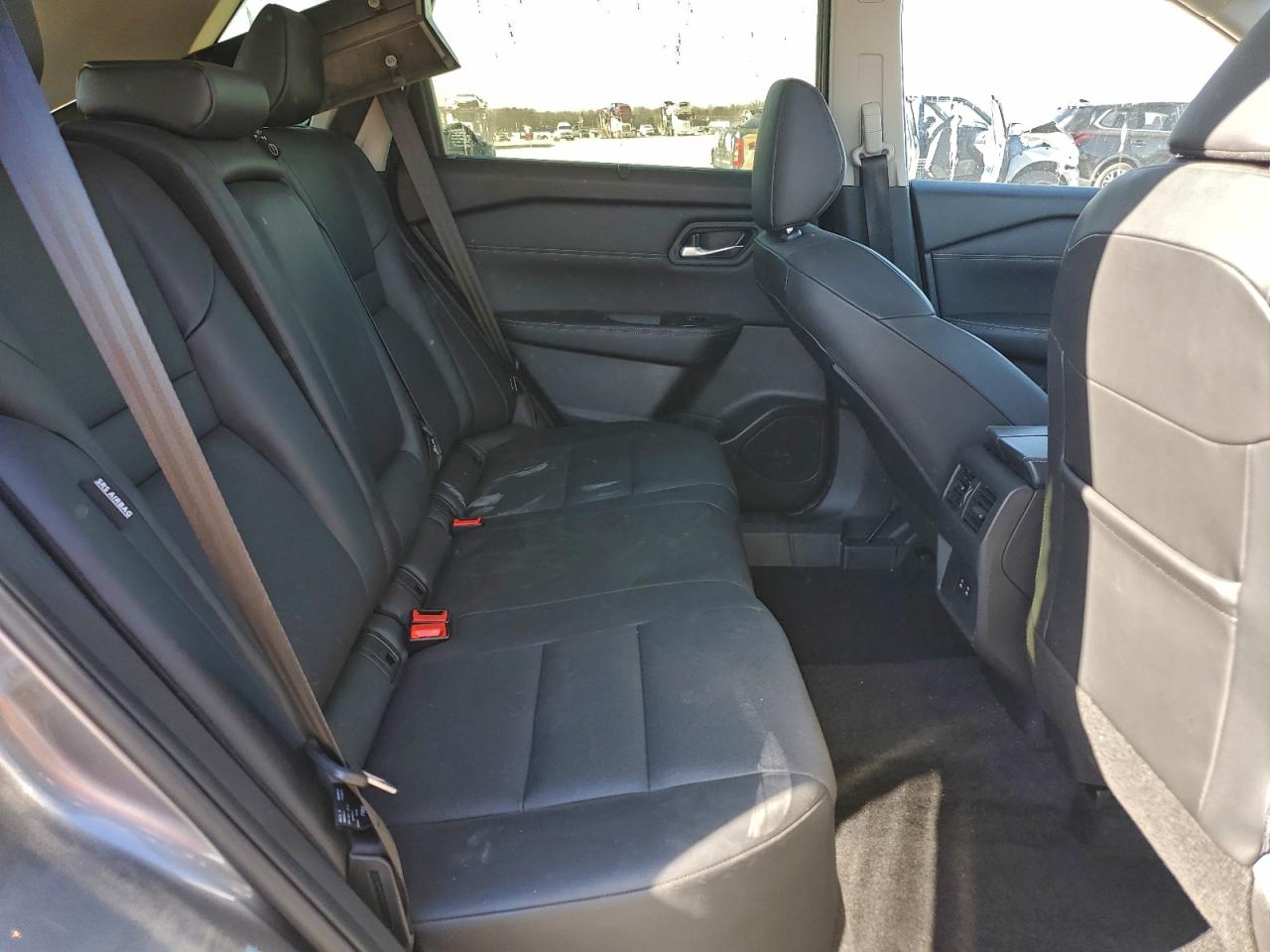 2024 NISSAN ROGUE SV photo 11
