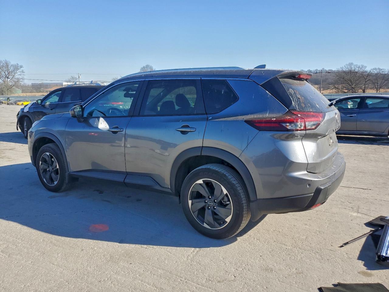 2024 NISSAN ROGUE SV photo 2