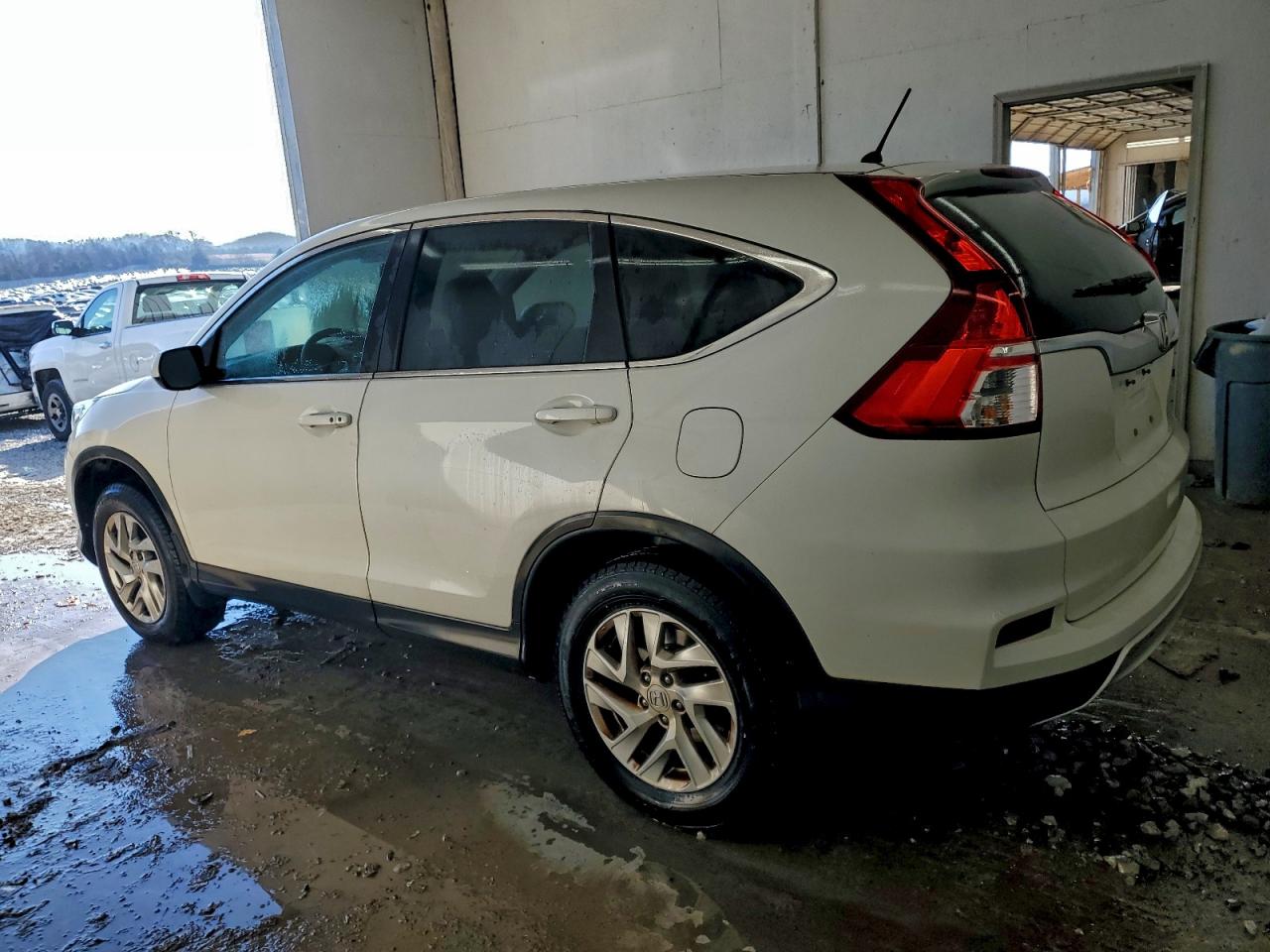 2015 HONDA CR-V EX photo 2