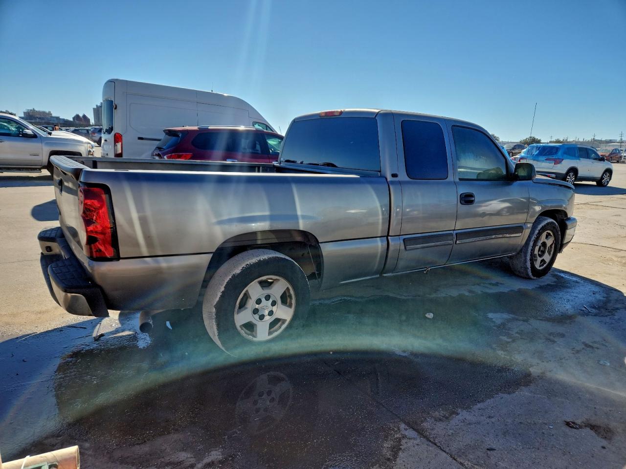 2006 CHEVROLET SILVERADO C1500 photo 3