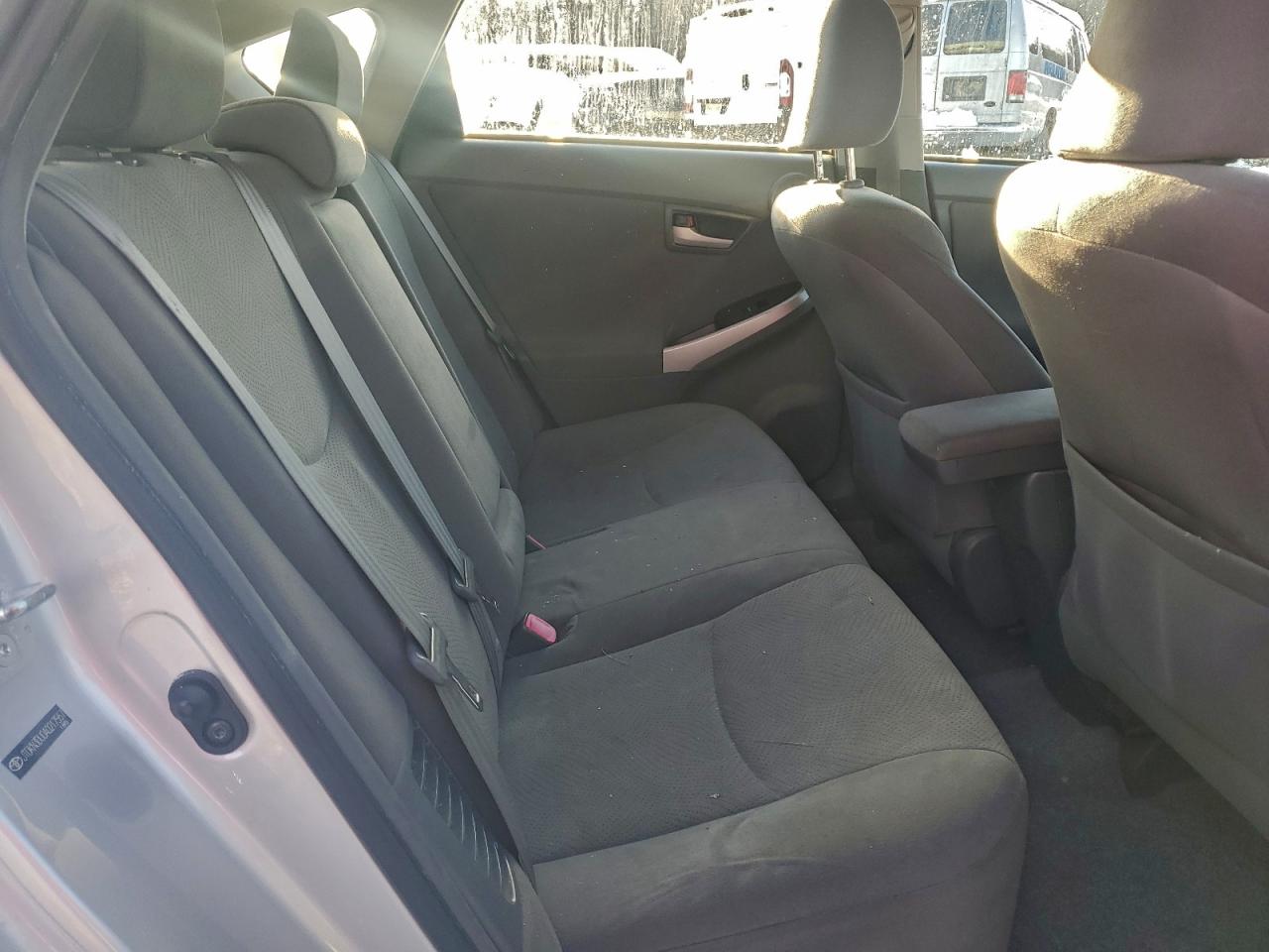 2010 TOYOTA PRIUS photo 10