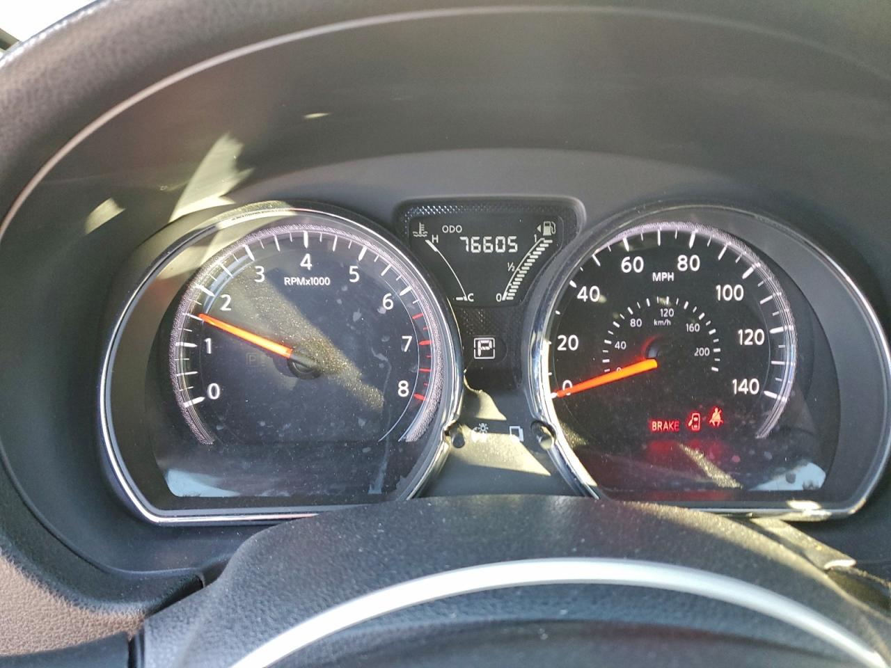 2018 NISSAN VERSA S photo 9