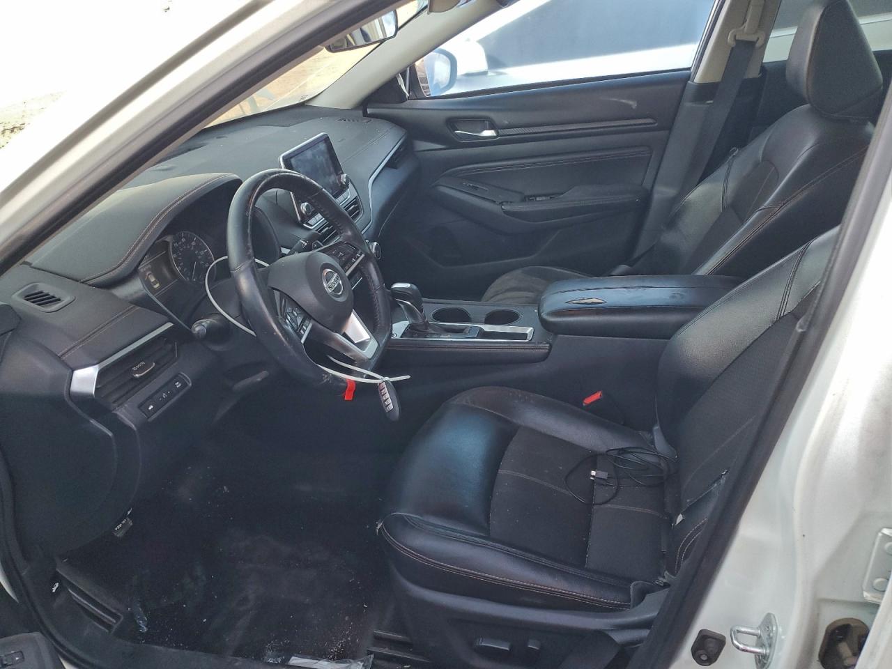 2019 NISSAN ALTIMA SR photo 7