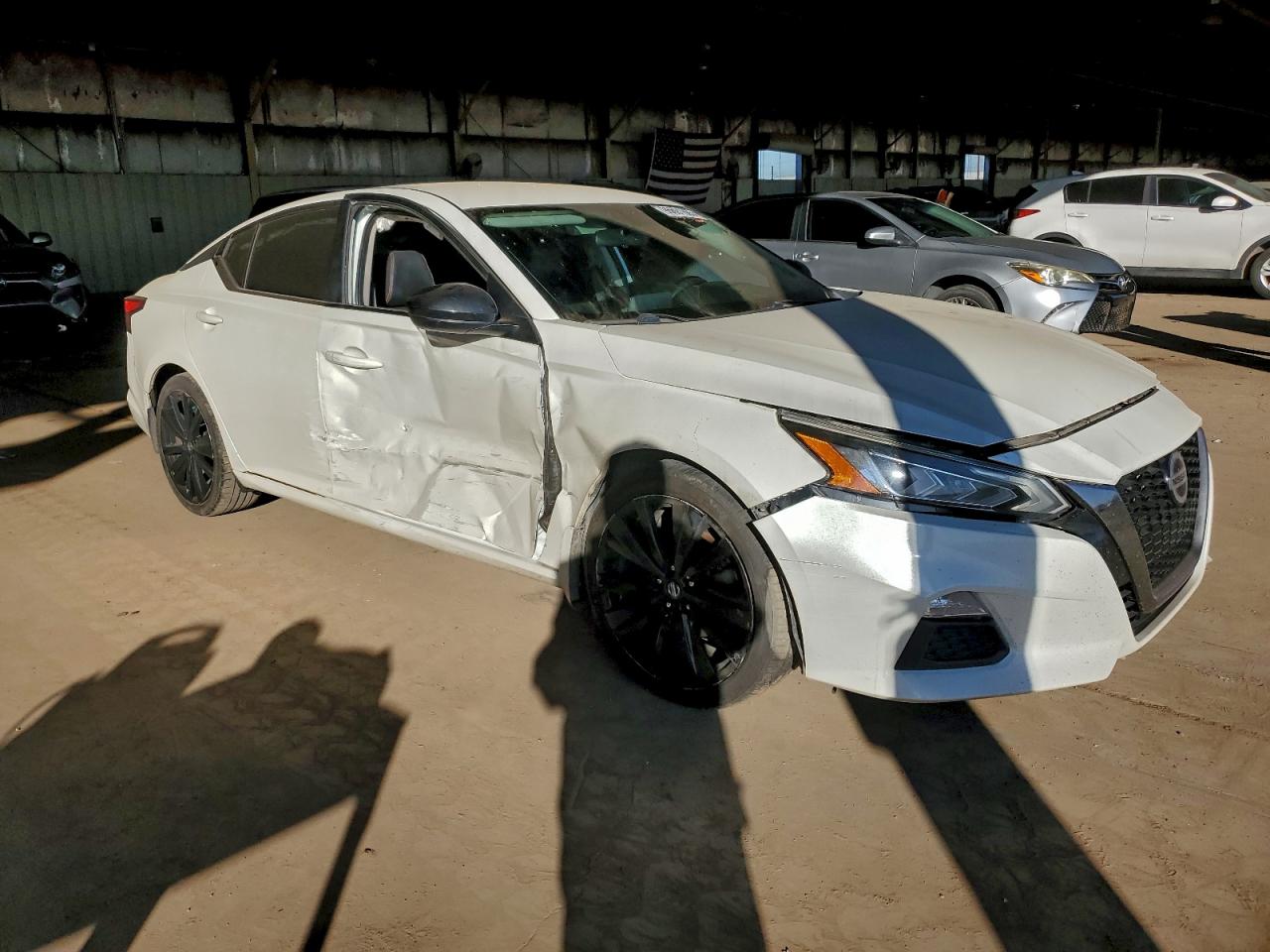 2019 NISSAN ALTIMA SR photo 4
