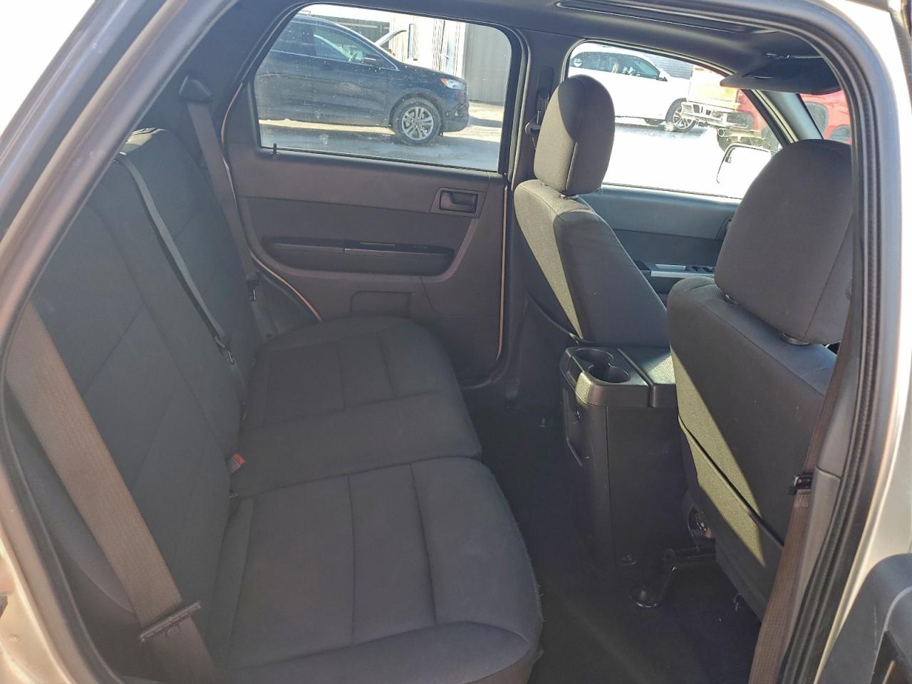 2012 FORD ESCAPE XLT photo 11