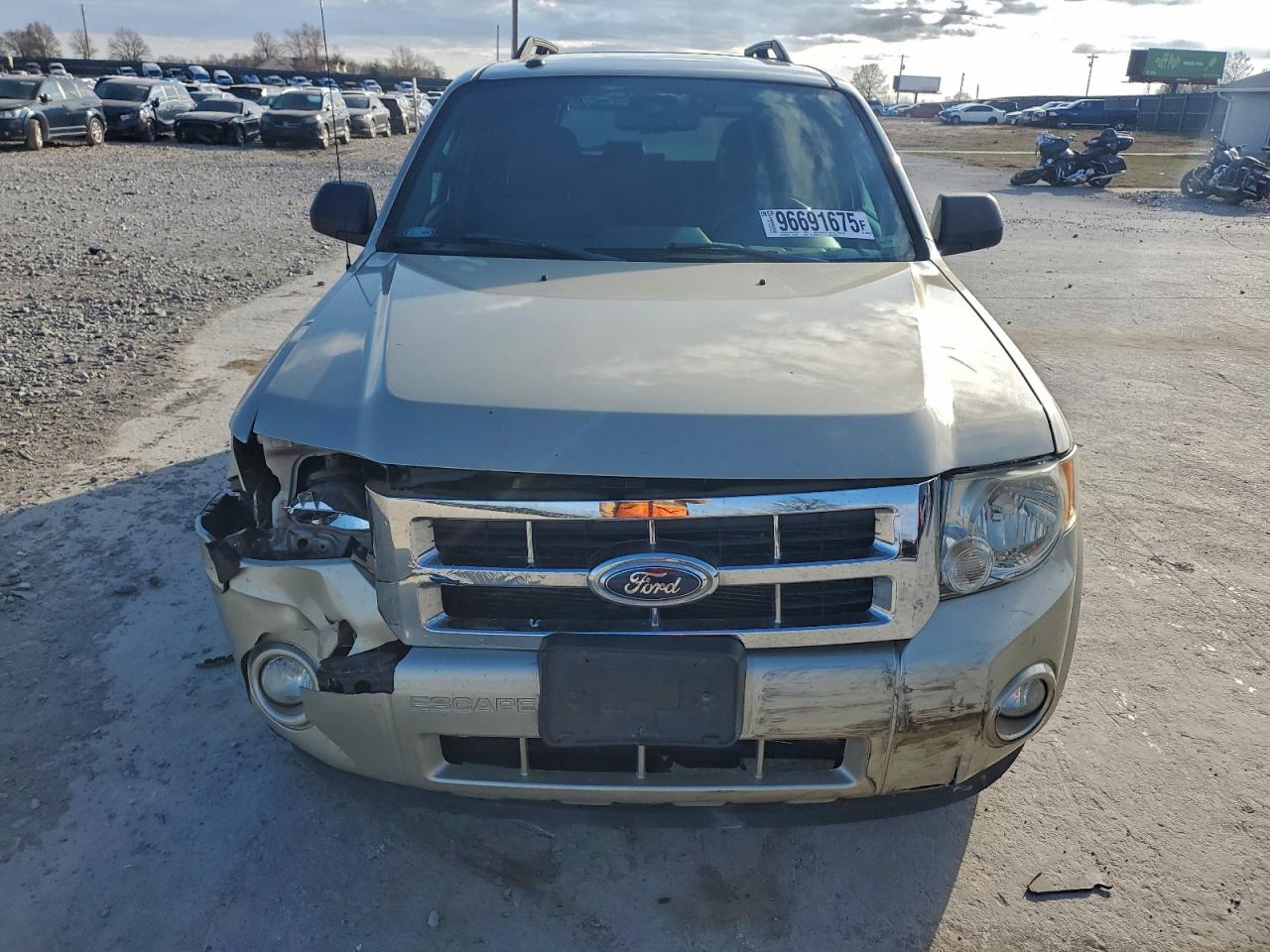 2012 FORD ESCAPE XLT photo 5