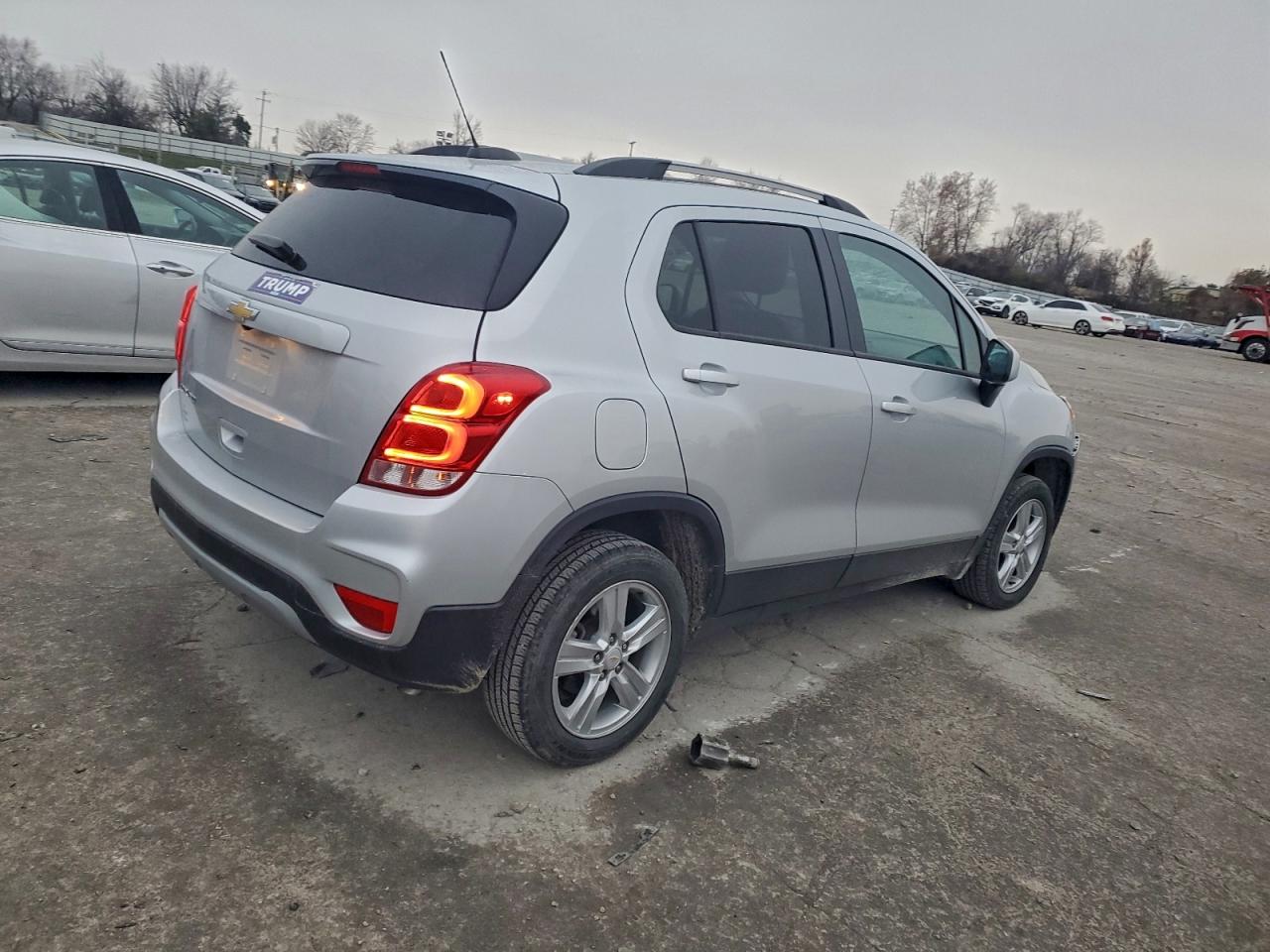 2021 CHEVROLET TRAX 1LT photo 7