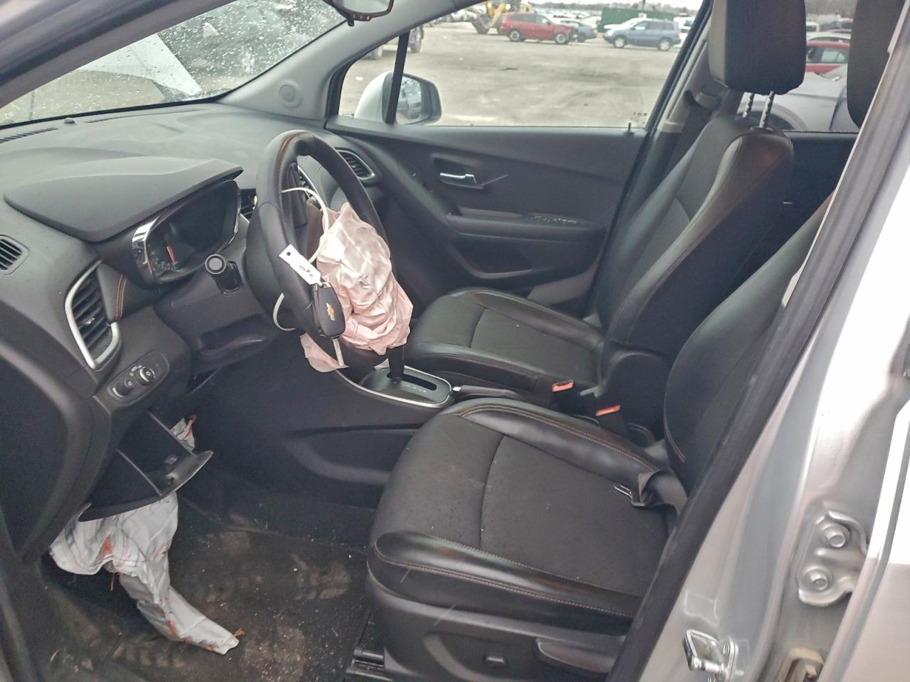 2021 CHEVROLET TRAX 1LT photo 19
