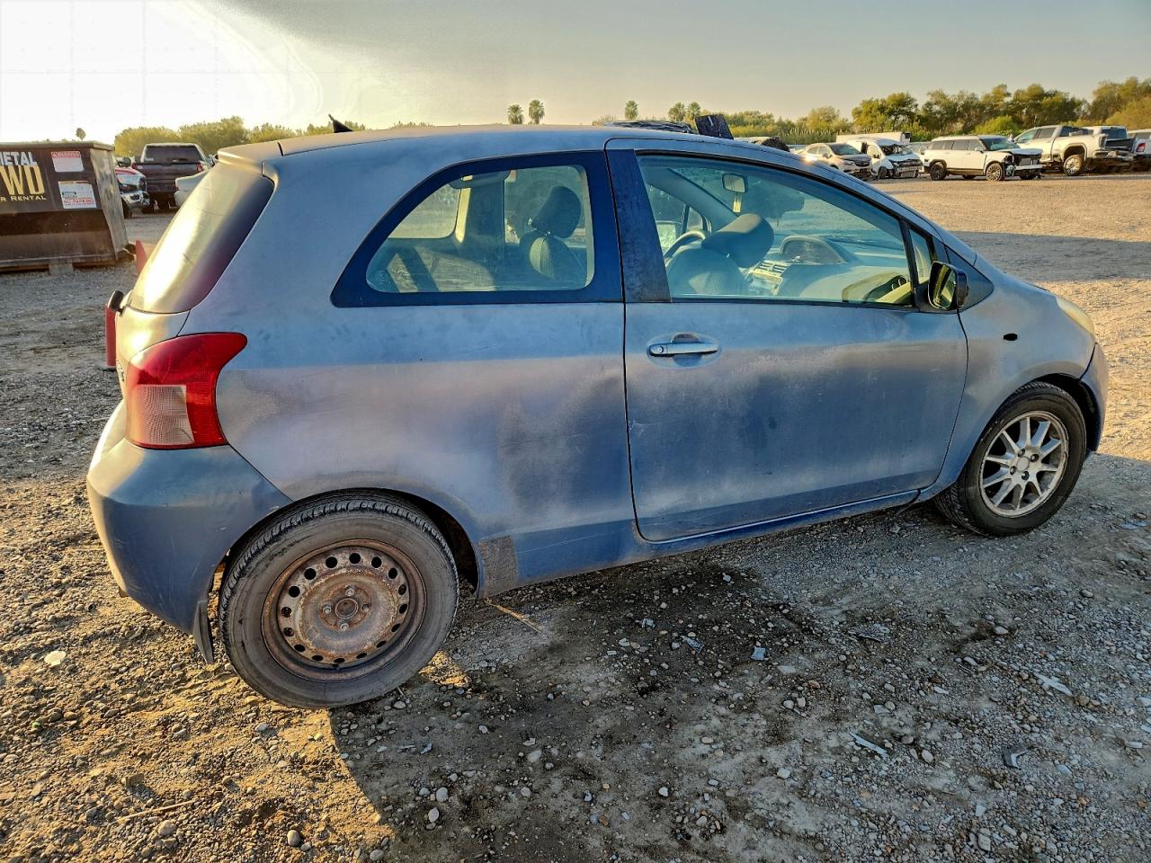2007 TOYOTA YARIS photo 3