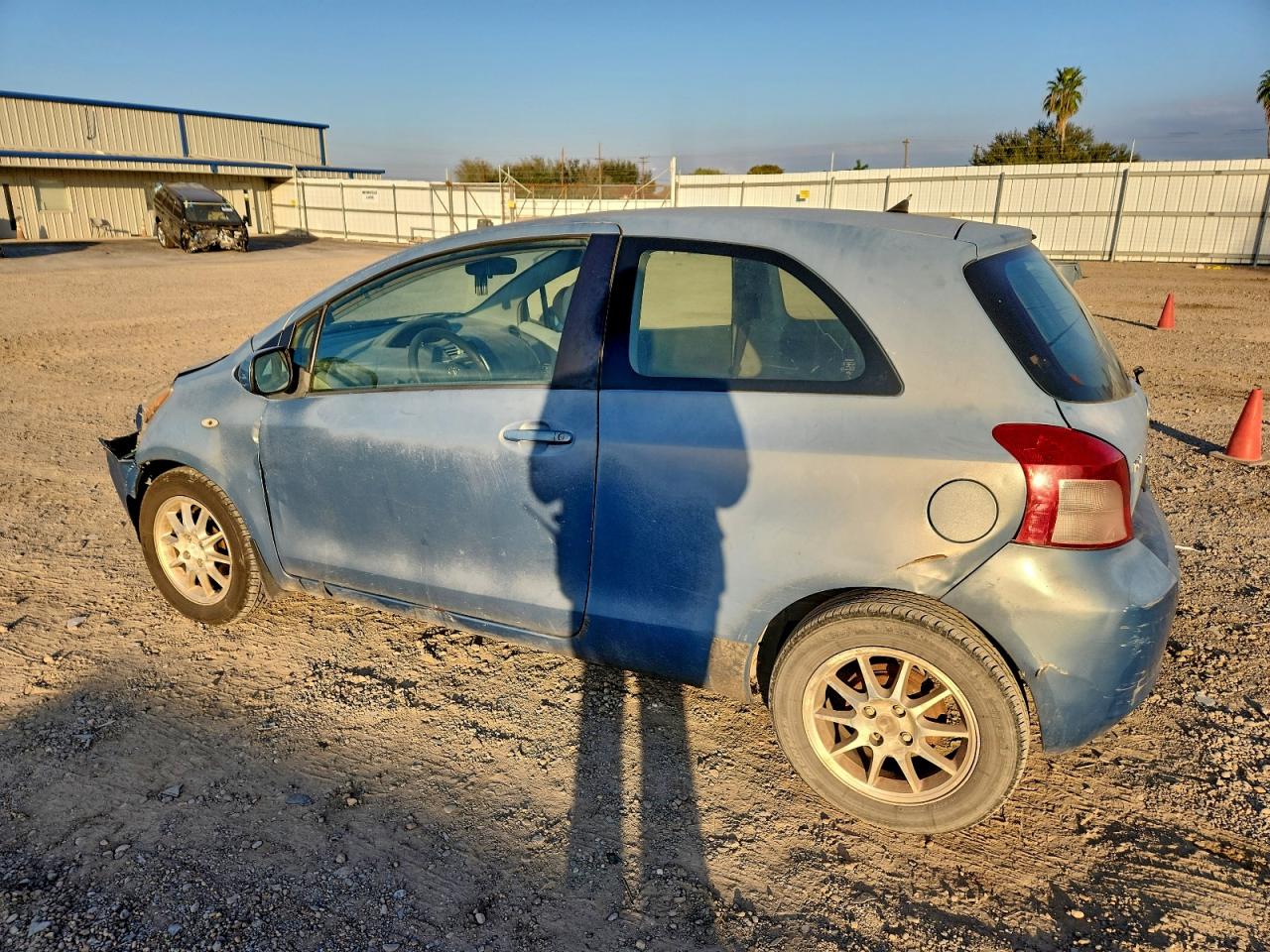 2007 TOYOTA YARIS photo 2