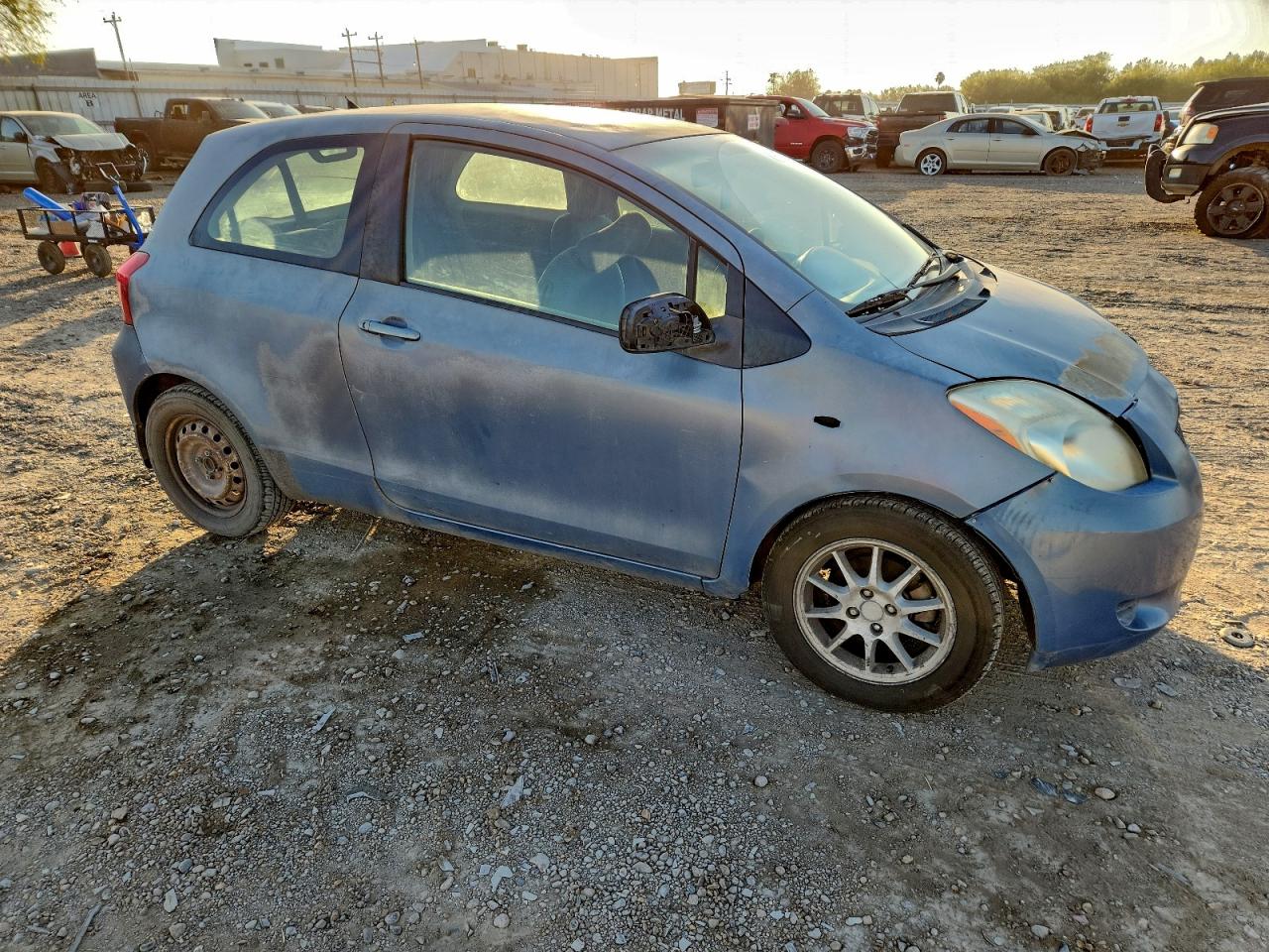 2007 TOYOTA YARIS photo 4