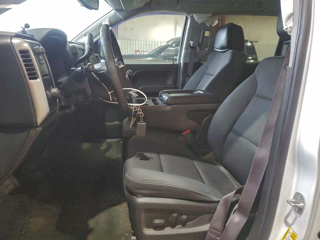 2016 CHEVROLET SILVERADO C1500 LT photo 7