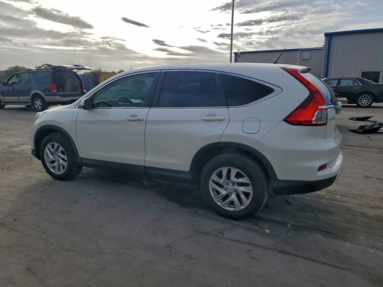 2016 HONDA CR-V EX photo 2