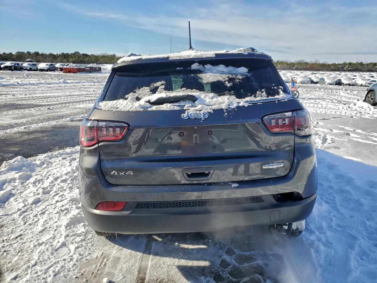 2021 JEEP COMPASS LATITUDE photo 11