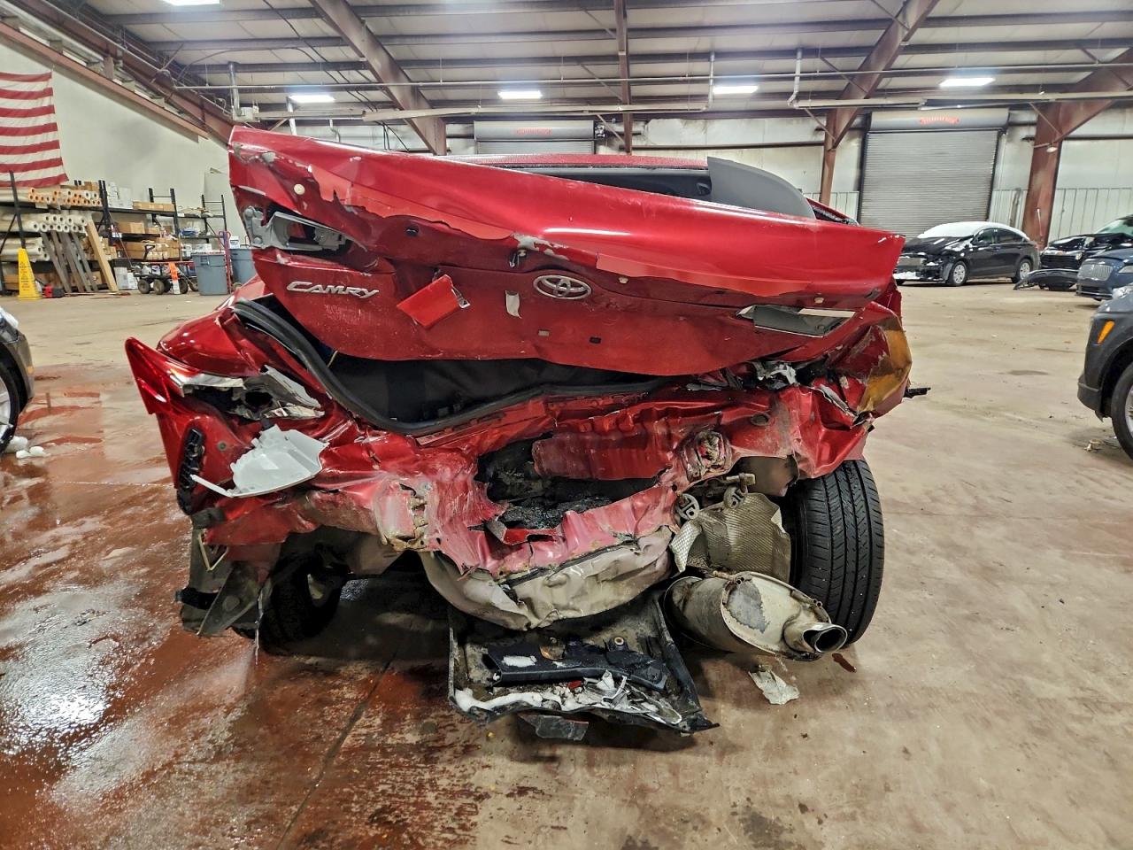 2013 TOYOTA CAMRY L photo 6