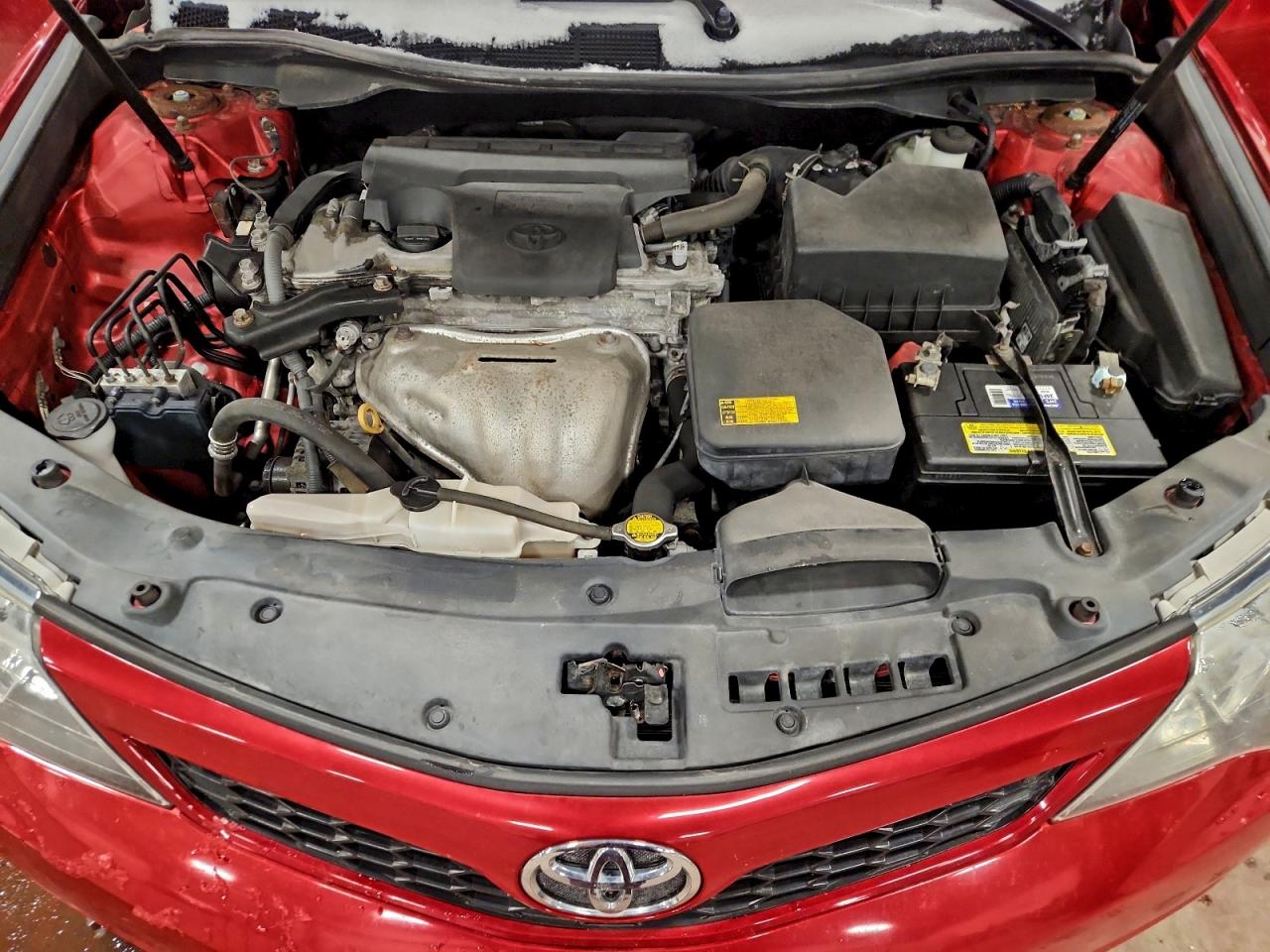 2013 TOYOTA CAMRY L photo 11