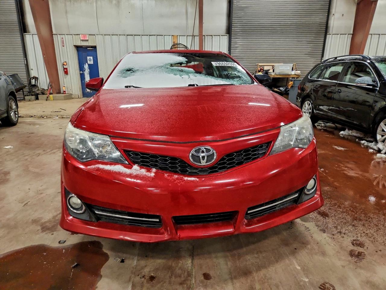 2013 TOYOTA CAMRY L photo 5