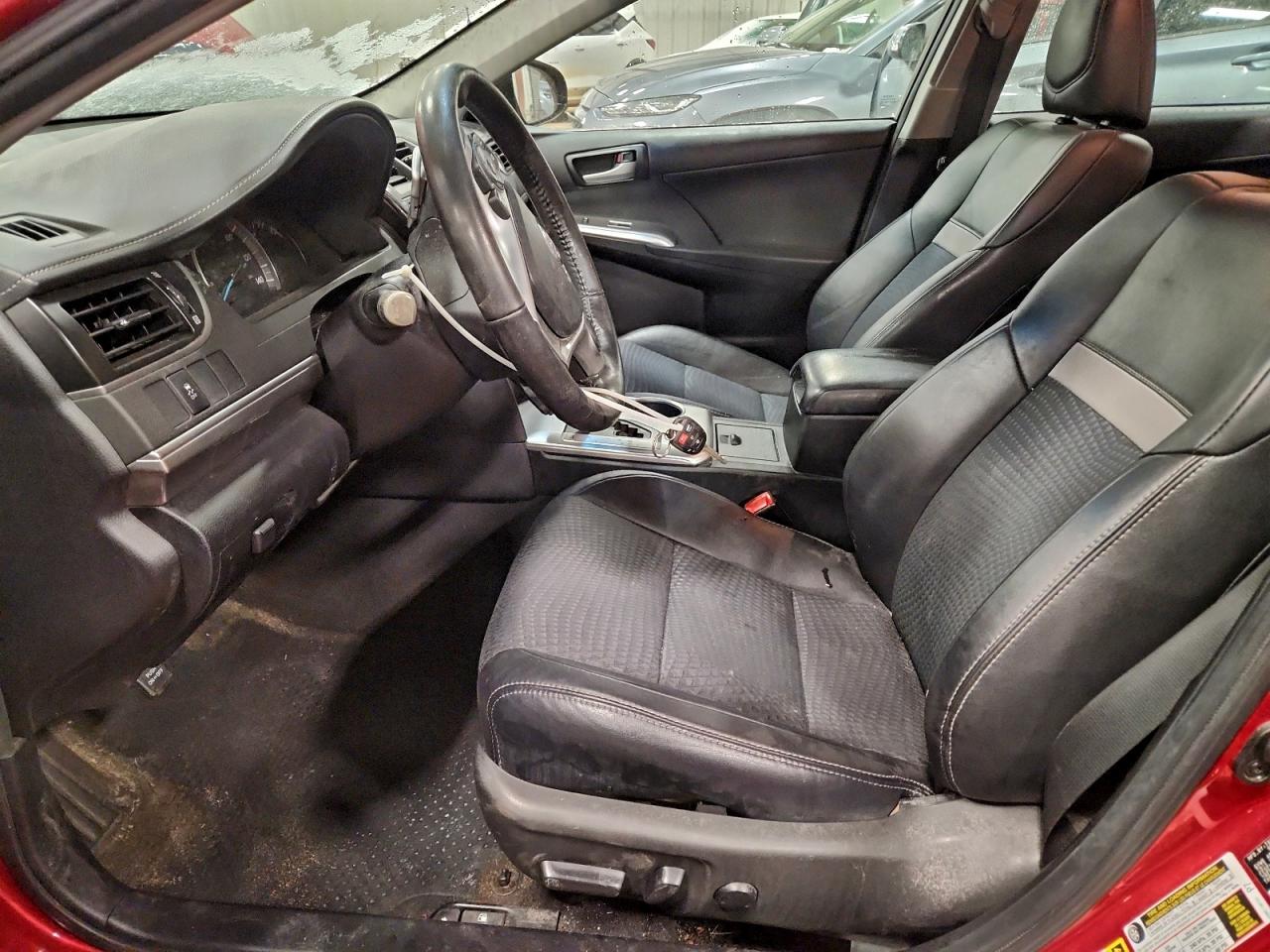 2013 TOYOTA CAMRY L photo 7