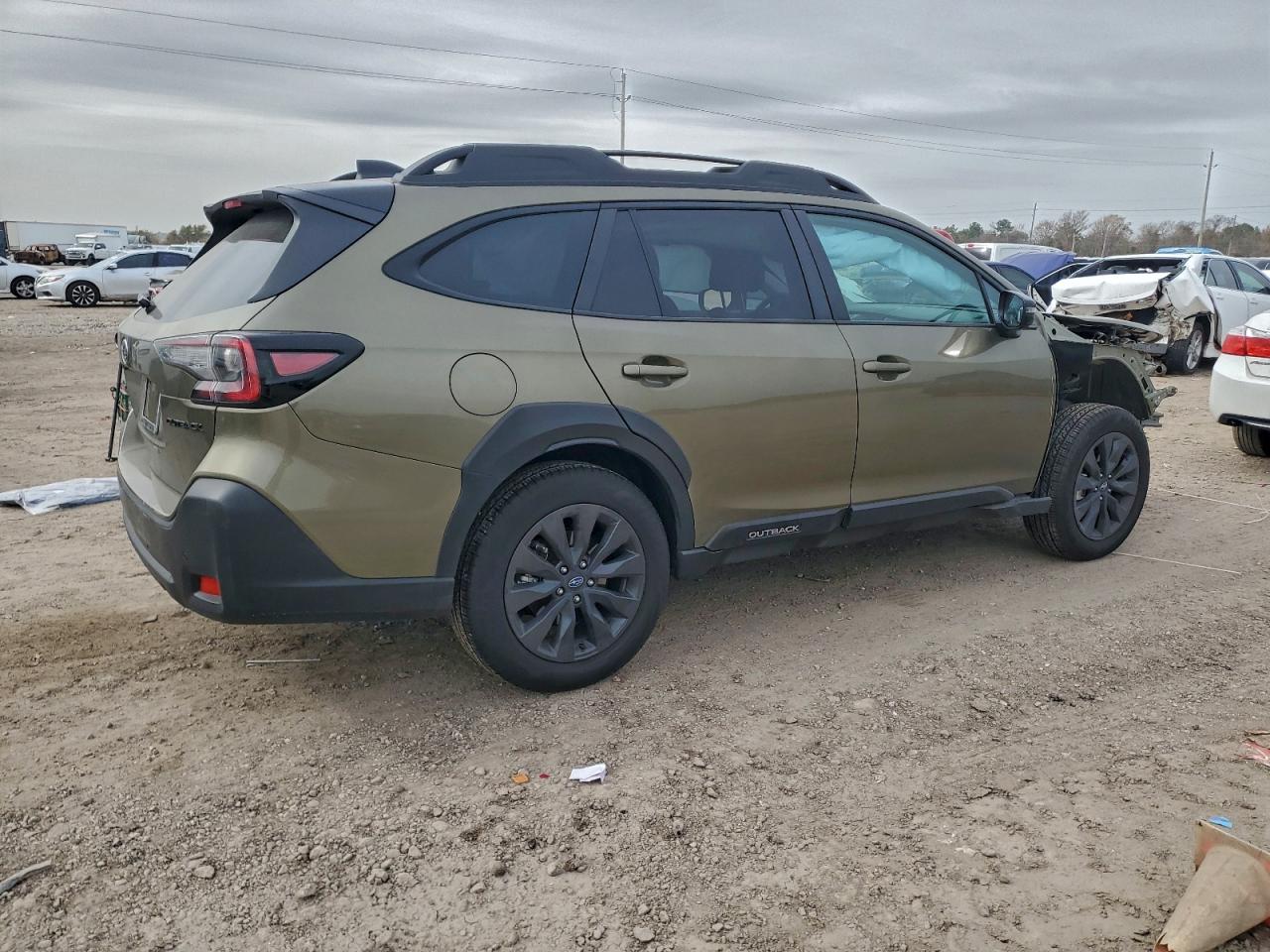 2025 SUBARU OUTBACK ONYX EDITION photo 3