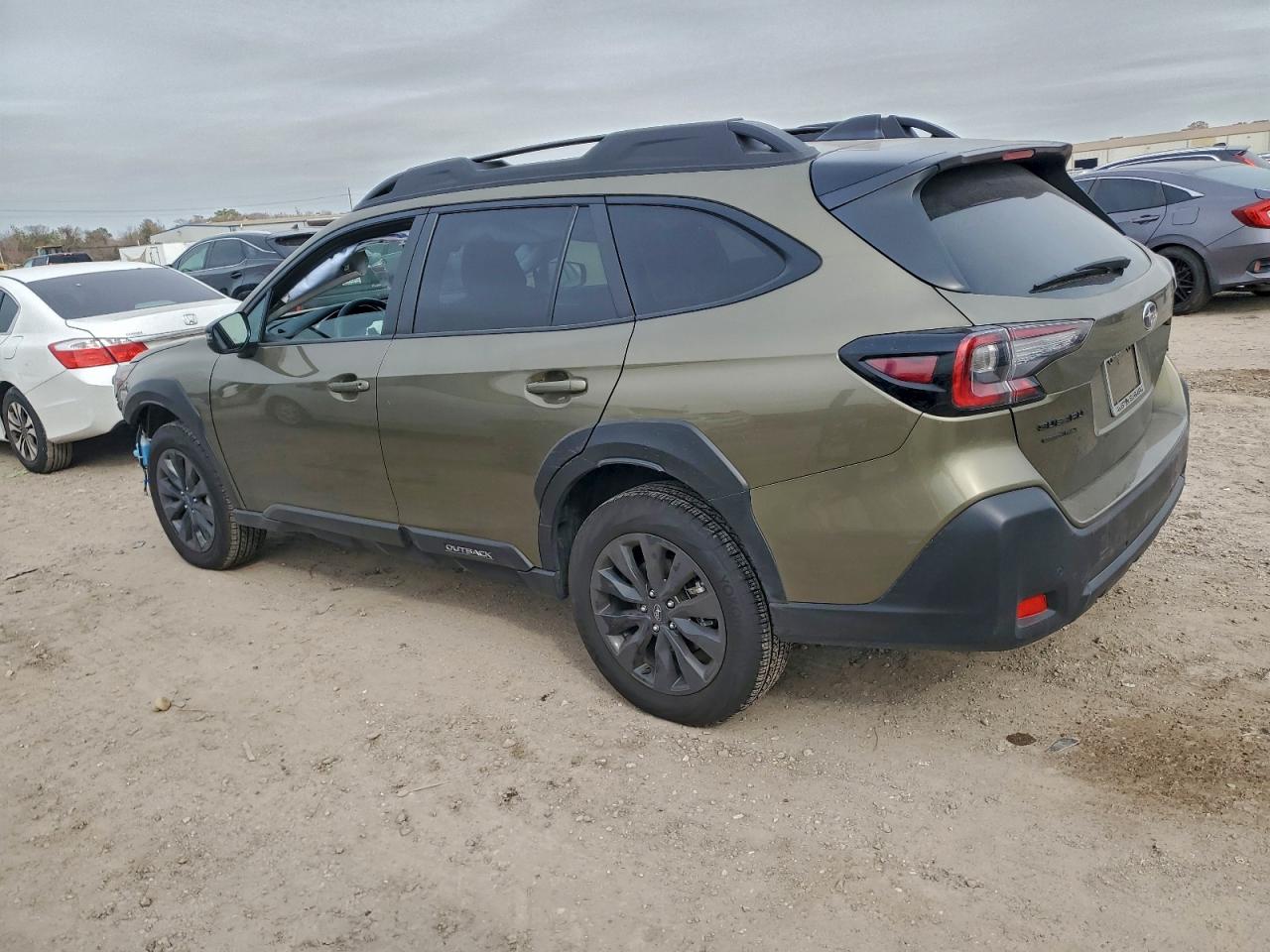 2025 SUBARU OUTBACK ONYX EDITION photo 2