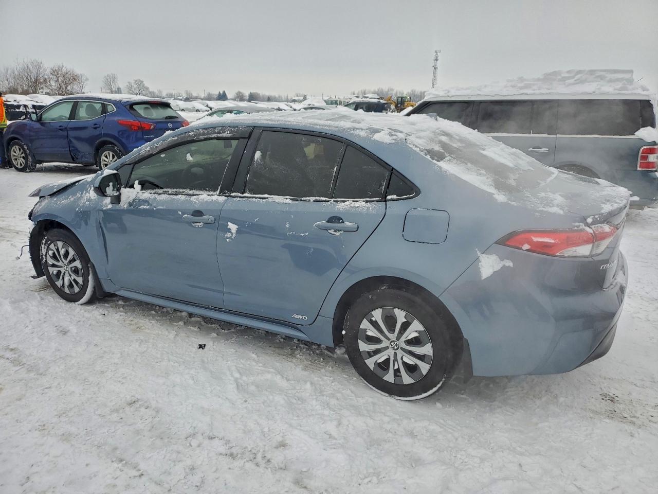 2023 TOYOTA COROLLA LE photo 3