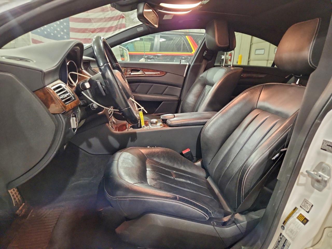2014 MERCEDES-BENZ CLS 550 4MATIC photo 7