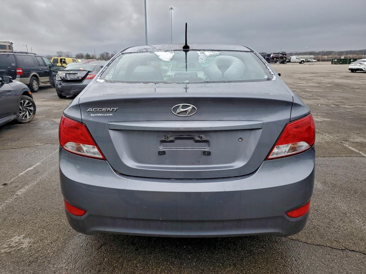 2017 HYUNDAI ACCENT SE photo 6