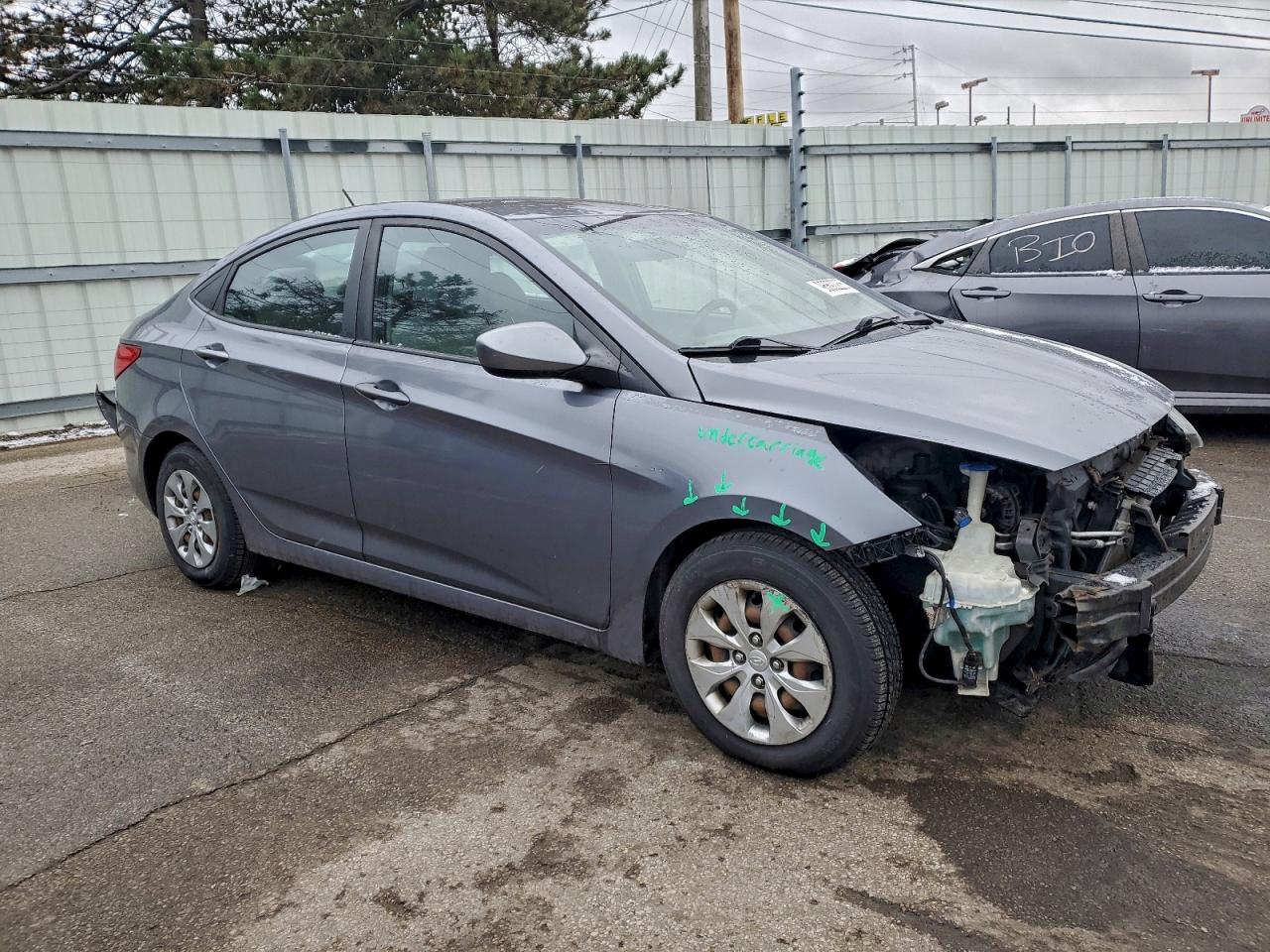 2017 HYUNDAI ACCENT SE photo 4