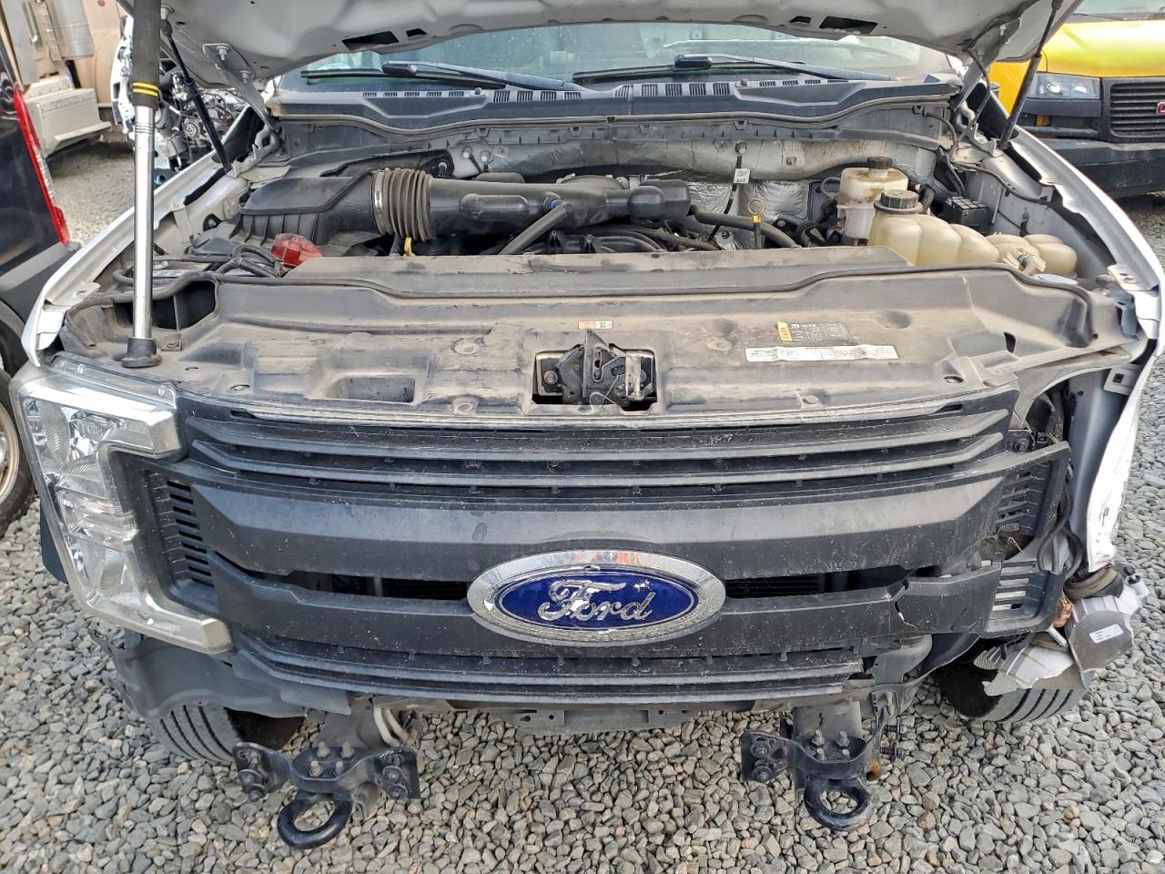 2019 FORD F550 SUPER DUTY TRUCK CAB AND CHASSIS photo 12