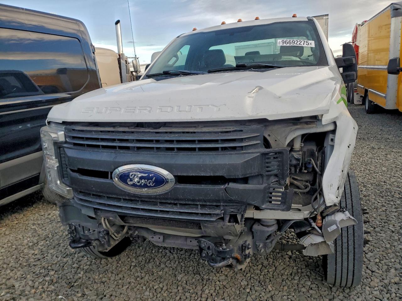 2019 FORD F550 SUPER DUTY TRUCK CAB AND CHASSIS photo 5