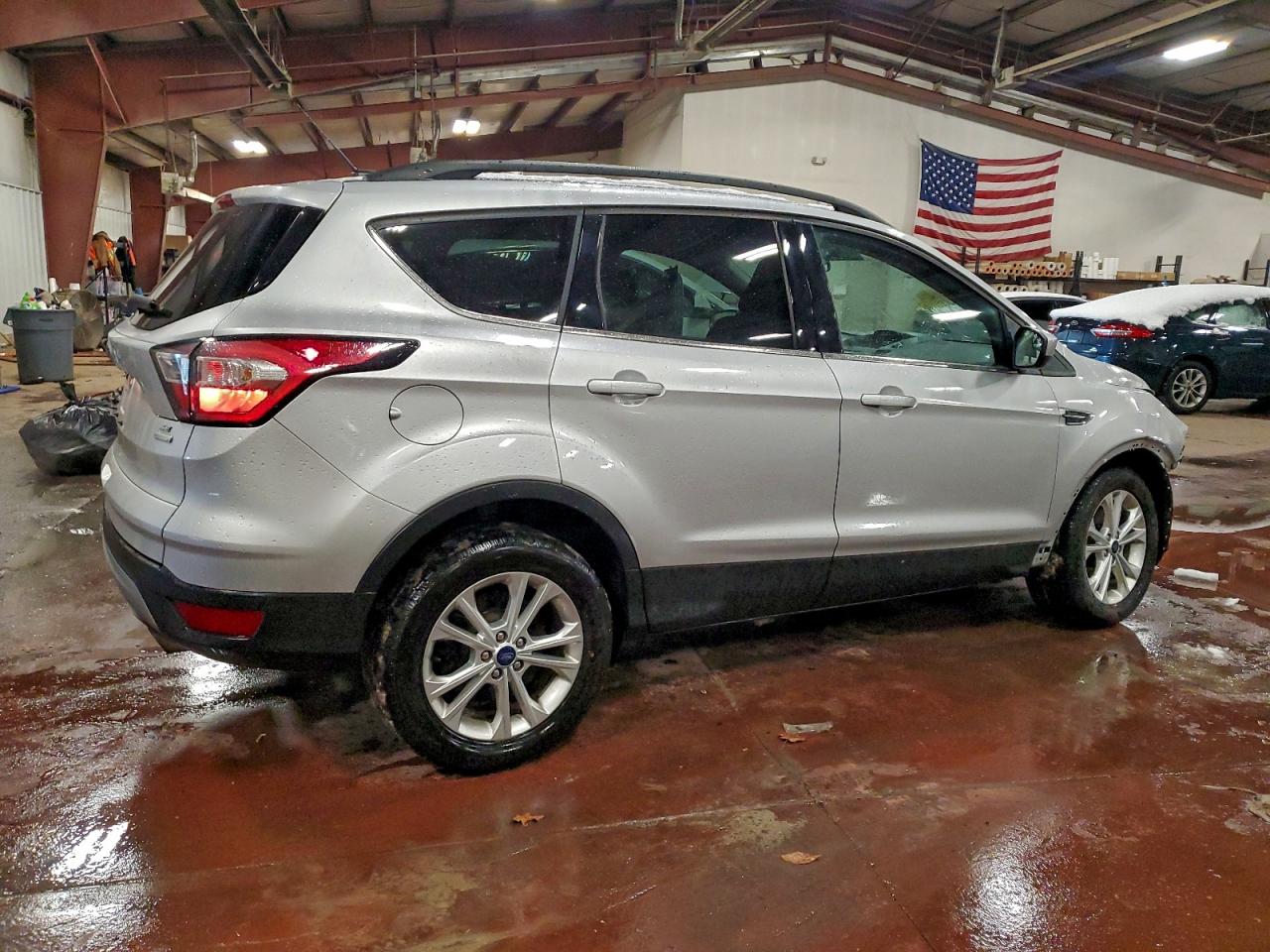 2018 FORD ESCAPE SE photo 3