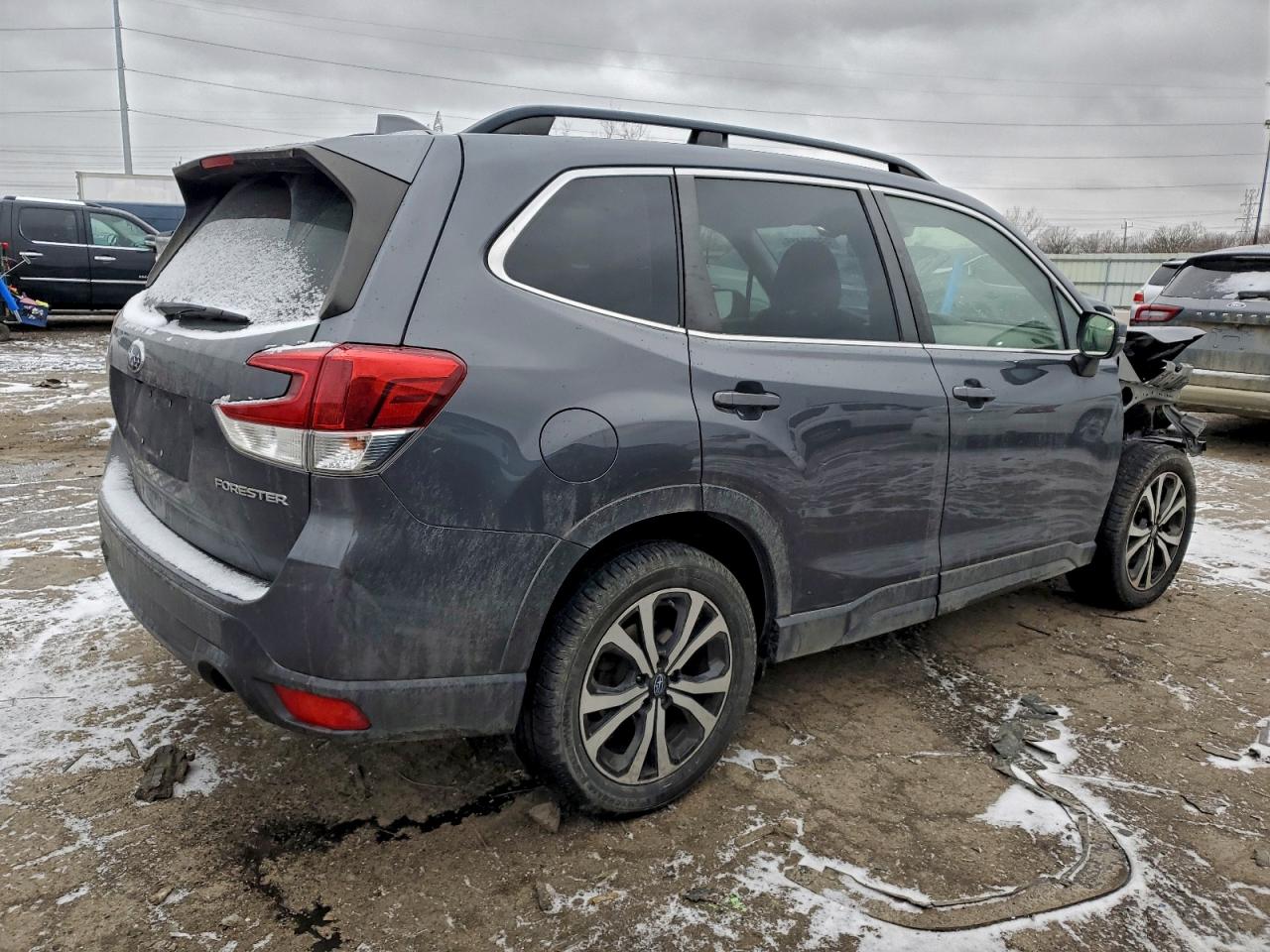 2021 SUBARU FORESTER LIMITED photo 3